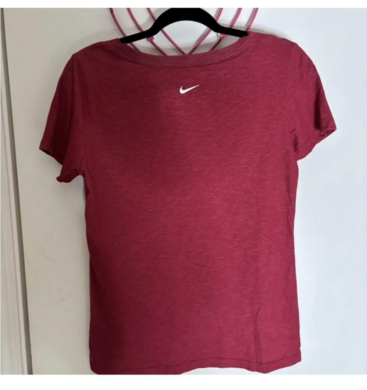 Nike (Nike) Women's Red T-Shirt Size S / US 4 / IT 40 - 5 Thumbnail