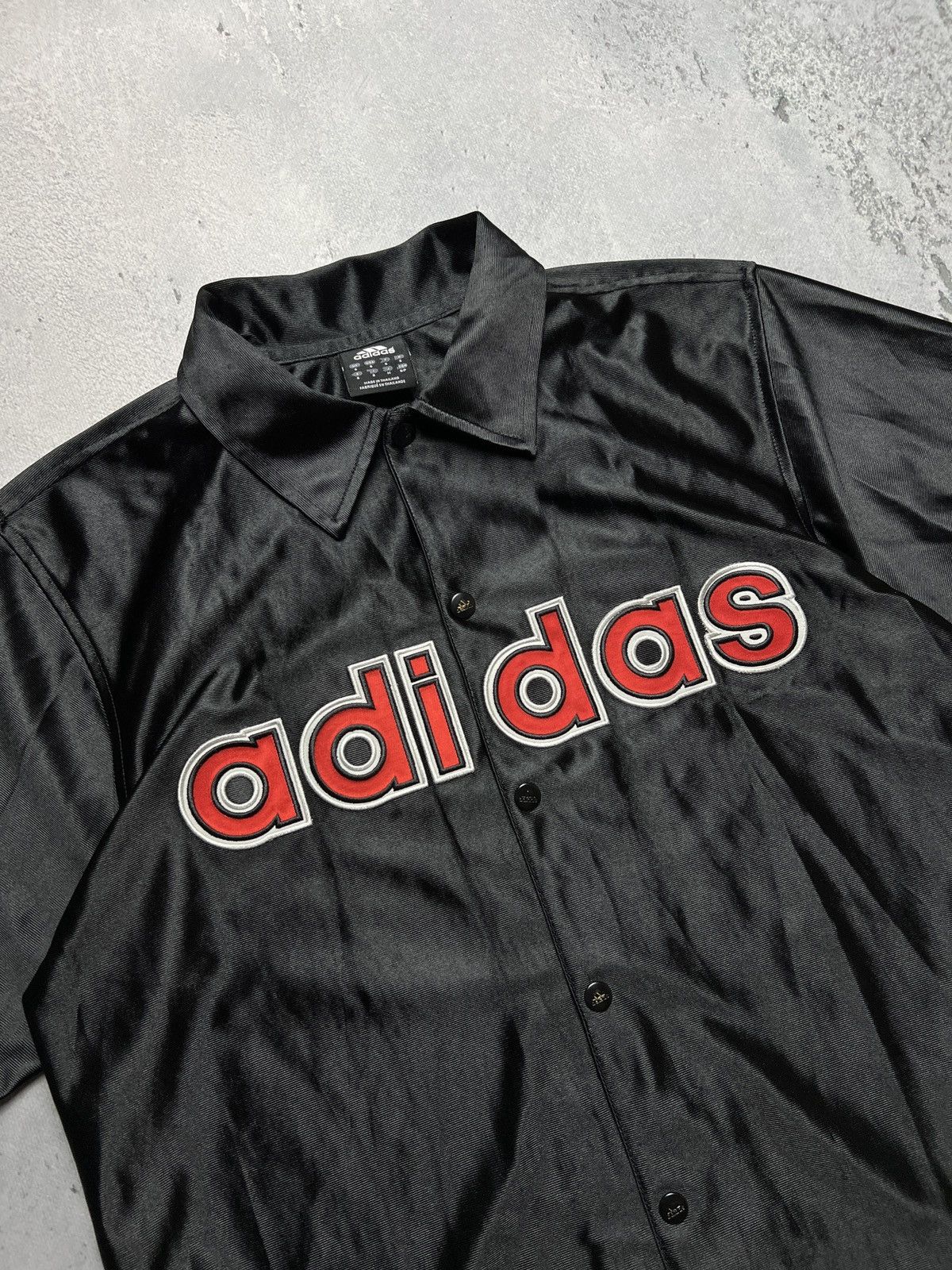 Adidas Adidas Vintage Botton Up Shirt Hype USA Jersey Tee 00s 90s Size US S / EU 44-46 / 1 - 5 Thumbnail