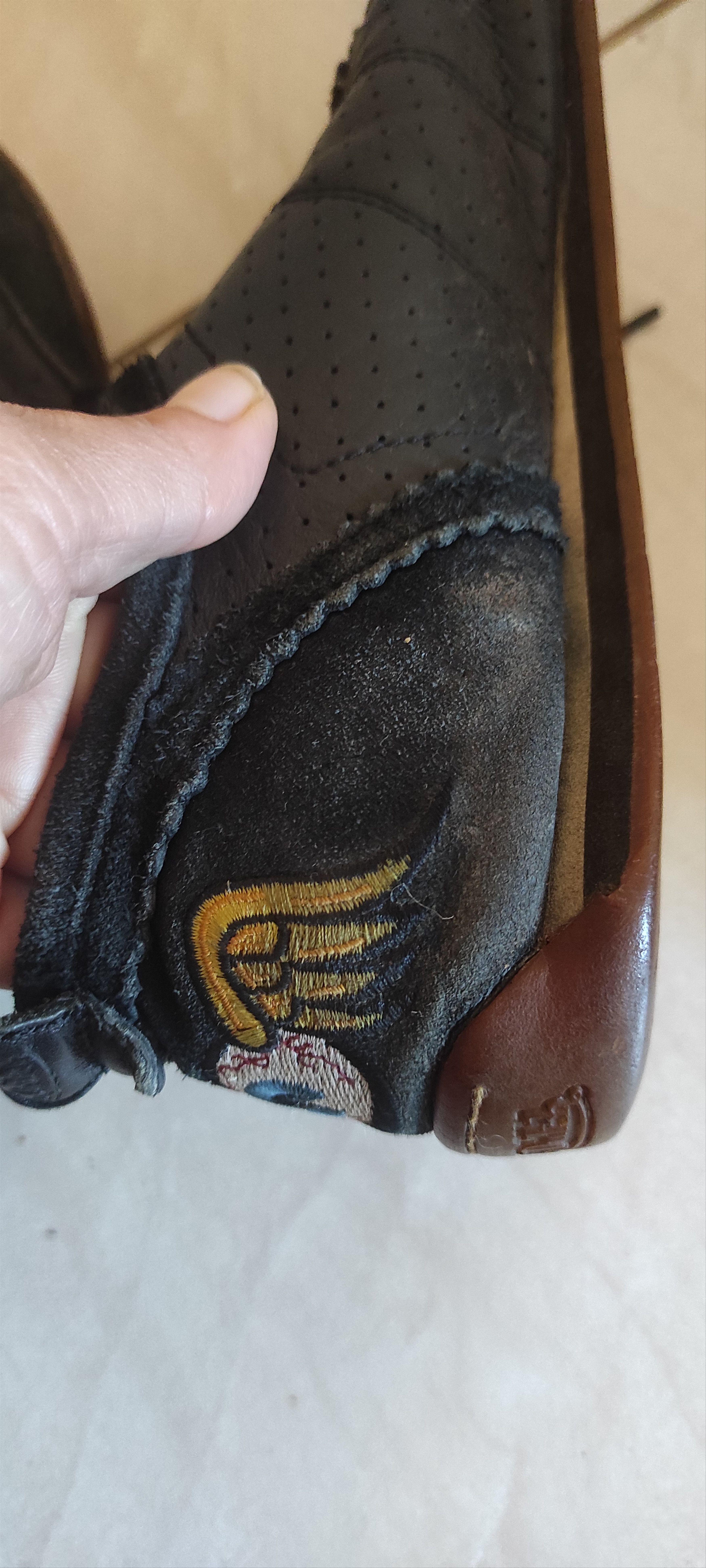 Vintage × Von Dutch Von Dutch Leather Sneakers Suede Flying Emboidered Eyeball Size US 8 / EU 41 - 15 Thumbnail
