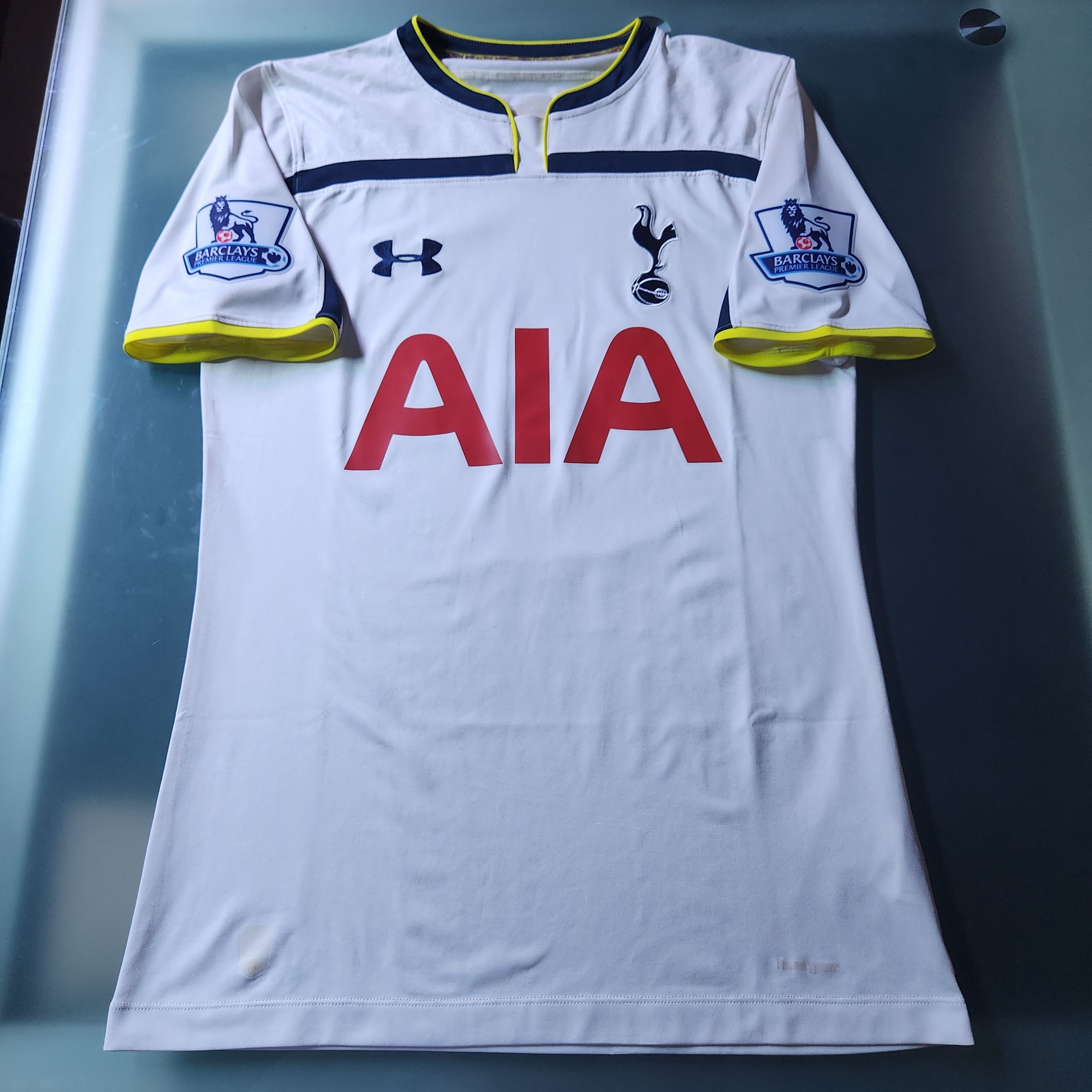 Under Armour Authentic Tottenham Hotspur Spurs KANE 2014-2015 Home Jersey Size US M / EU 48-50 / 2 - 2 Thumbnail