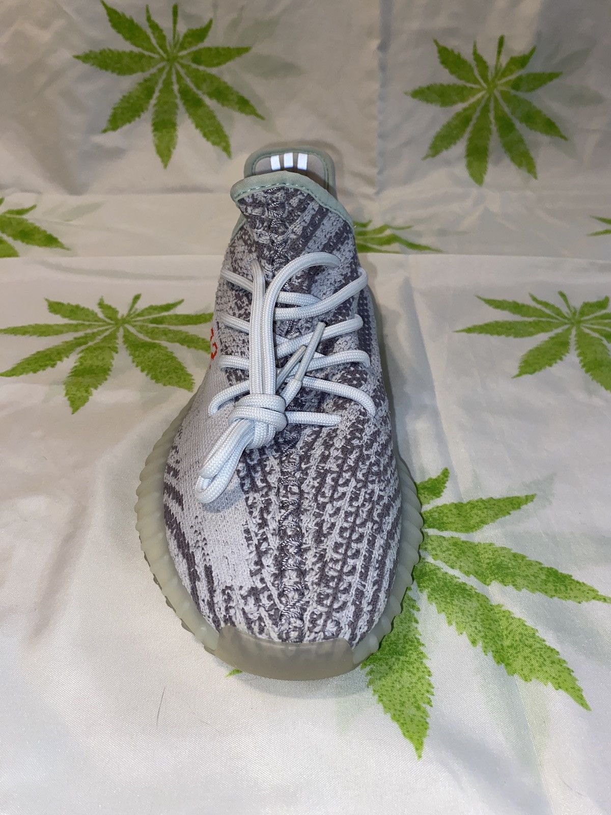 Adidas × Kanye West Adidas Yeezy Boost 350 V2 Blue Tint Size US 8 / EU 41 - 16 Thumbnail