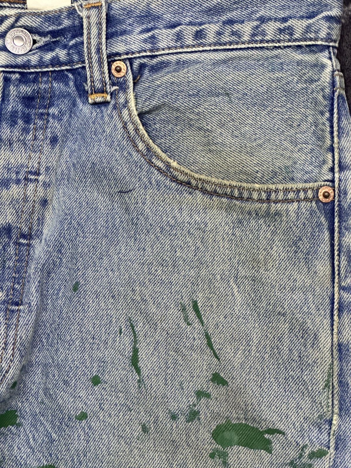Levi's Vintage Levis Straight Jeans With Painted and Faded Wash Size US 33 - 6 Thumbnail