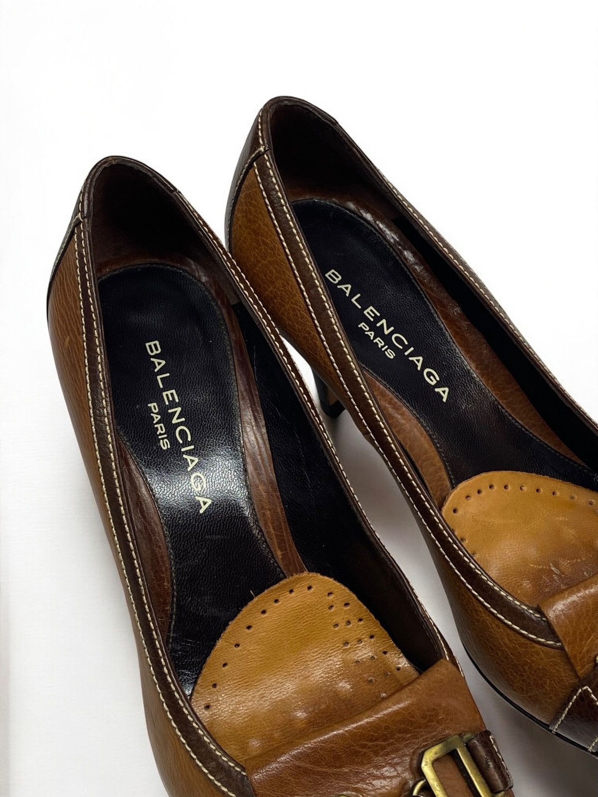 Balenciaga 🔥 BALENCIAGA BROWN TASSLE PUMPS VINTAGE LOAFER STYLE Size US 5 / IT 35 - 3 Thumbnail