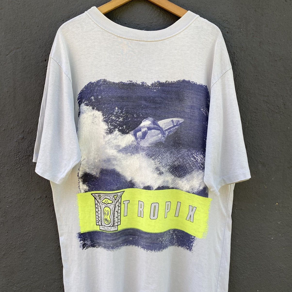 Man Made In Australia 💥SICK💥 THRASHED Vintage 90s Tropix Australia Surf ERD TEE Size US XL / EU 56 / 4 - 2 Thumbnail