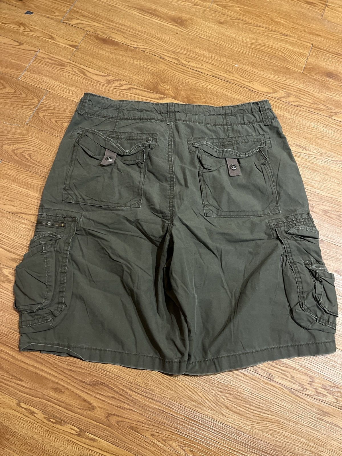 Public Opinion vintage y2k army green public opinion shorts Size US 35 - 2 Thumbnail