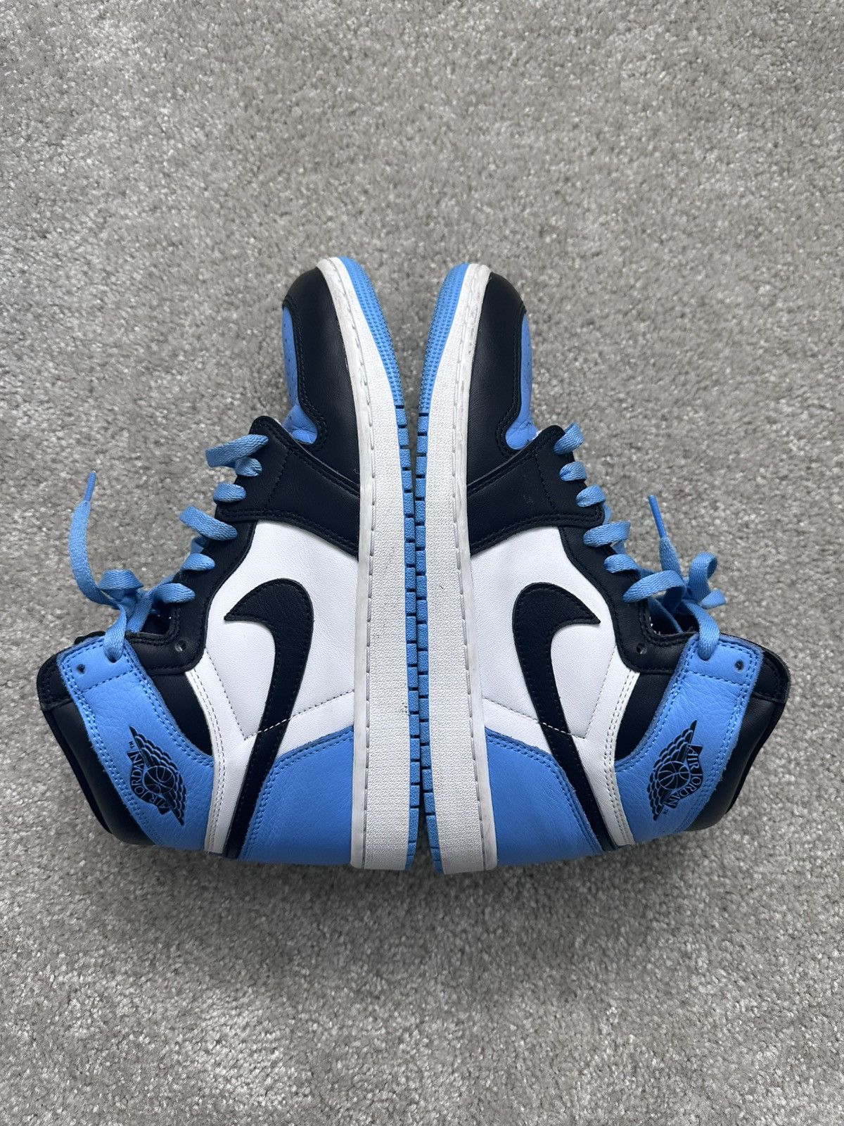Jordan Brand unc jordan 1 blue toe Size US 9 / EU 42 - 3 Thumbnail