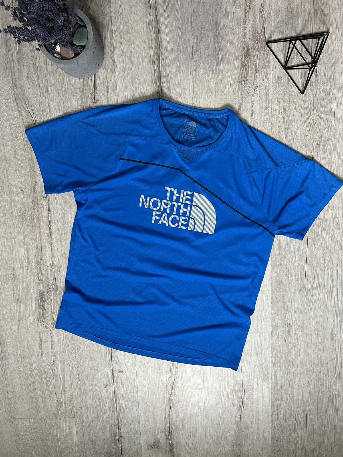 The North Face The North Face men’s t-shirt Size US L / EU 52-54 / 3 - 1 Thumbnail