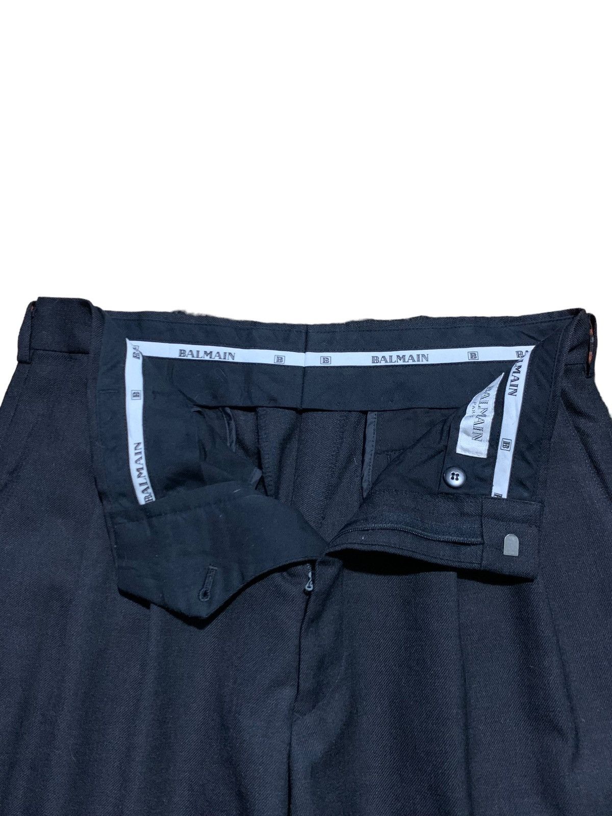 Balmain 2000s BALMAIN PARIS pleated baggy trouser dark grey Size US 30 / EU 46 - 6 Thumbnail