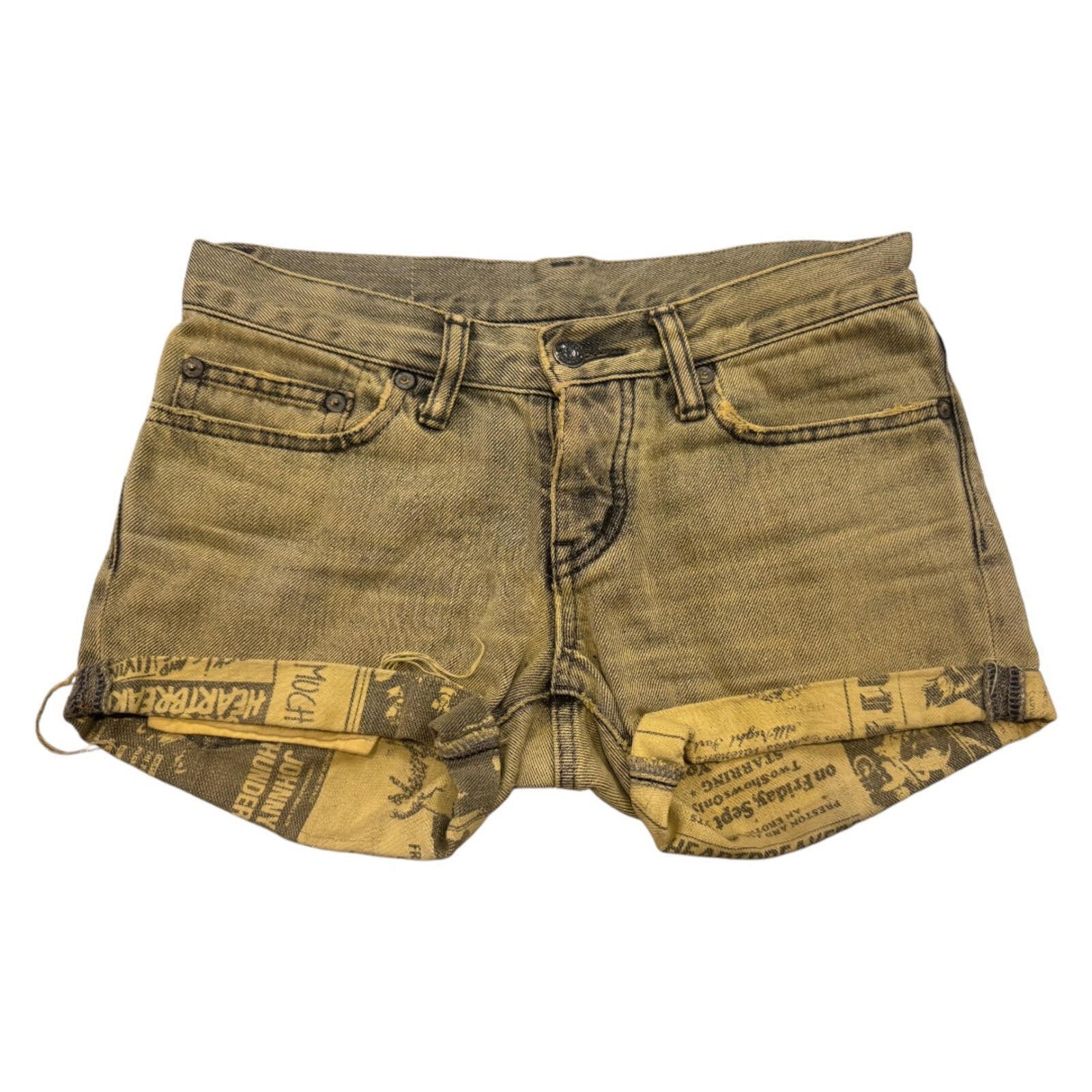 Hysteric Glamour Hysteric Glamour Heartbreak Low Rise Denim Micro Shorts Size 25" / US 0 / IT 36 - 1 Thumbnail