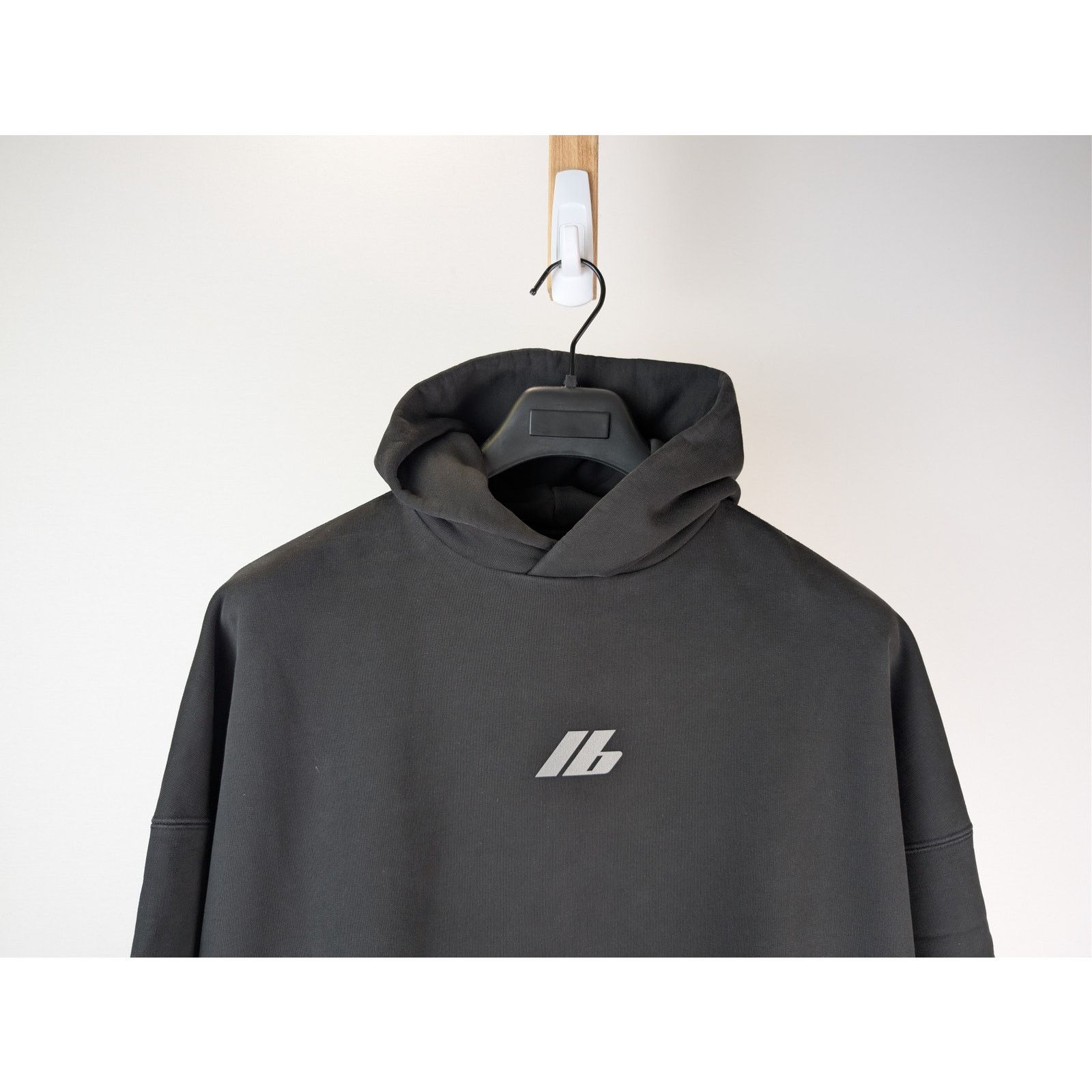 Balenciaga o1rshd1 Q:2/ Activewear Molleton Archetype Large Fit Hoodie Size US S / EU 44-46 / 1 - 4 Thumbnail