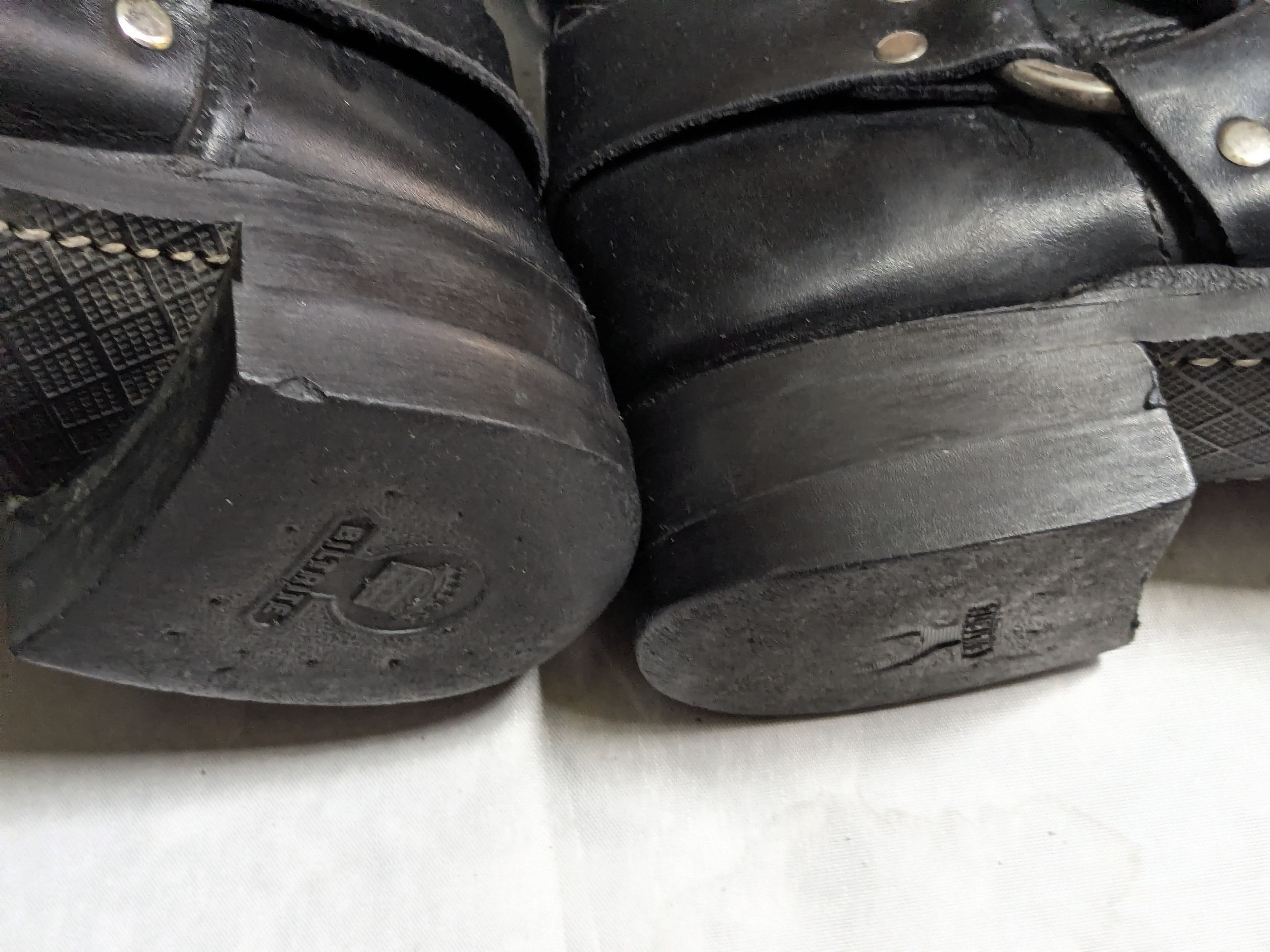 Frye Frye Harness Black Leather 9 M Leather Buckle Size US 9 / EU 42 - 19 Thumbnail