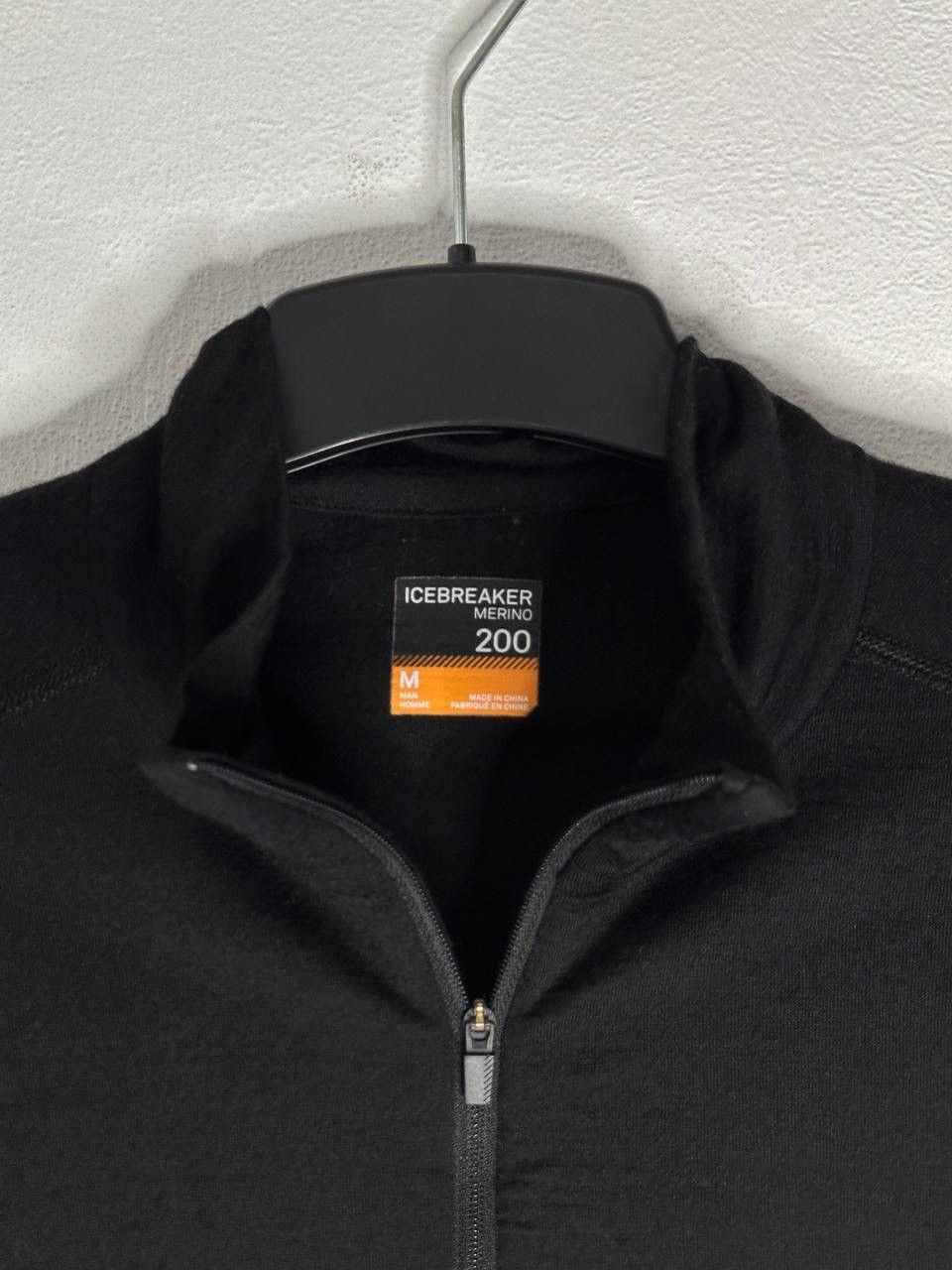 Icebreaker Icebreaker Merino 200 Oasis Thermal Zip Black Base Layer Size US M / EU 48-50 / 2 - 5 Thumbnail