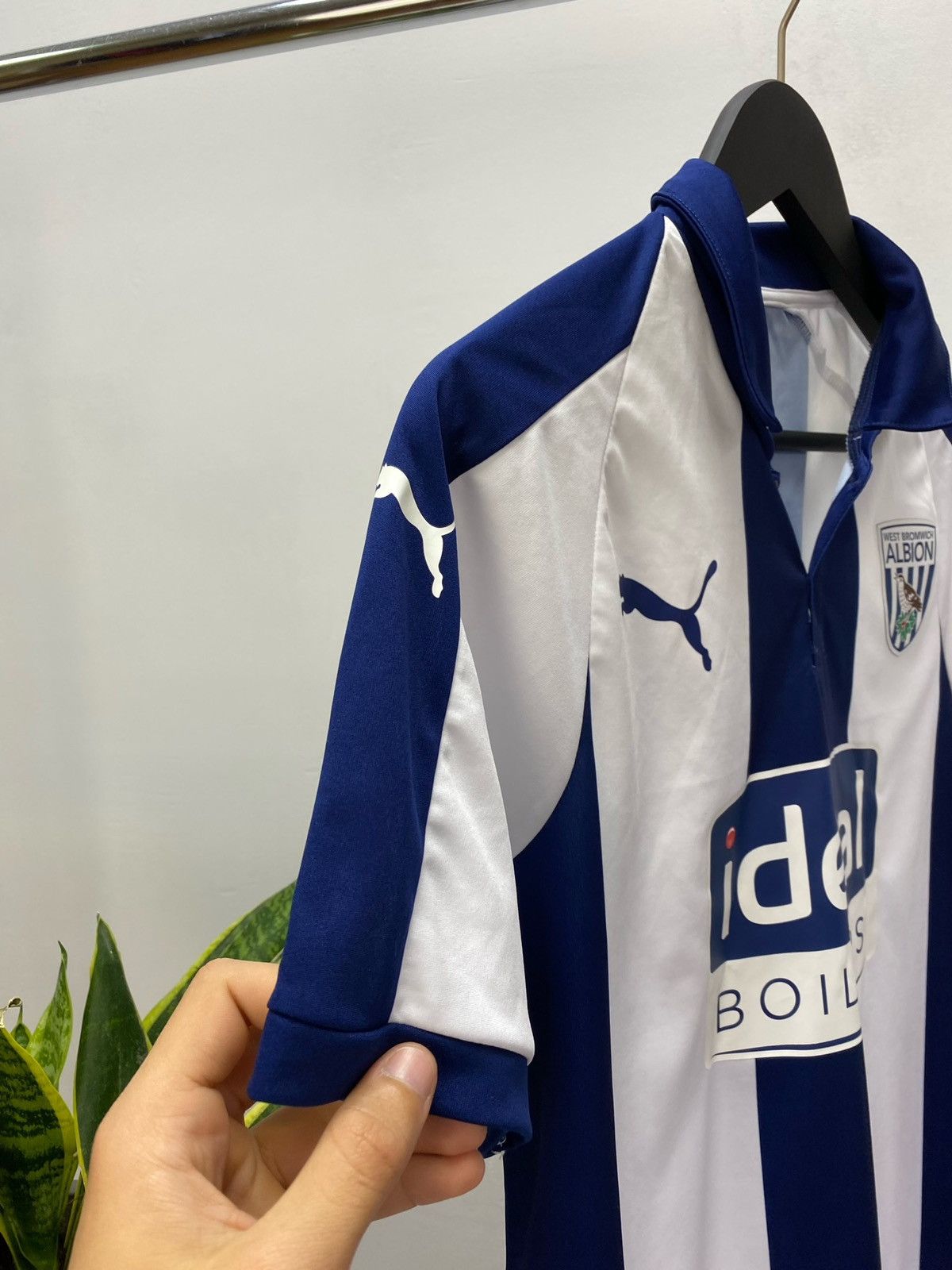 Puma West Bromwich Albion 2018 2019 Puma home soccer jersey Size US S / EU 44-46 / 1 - 18 Thumbnail