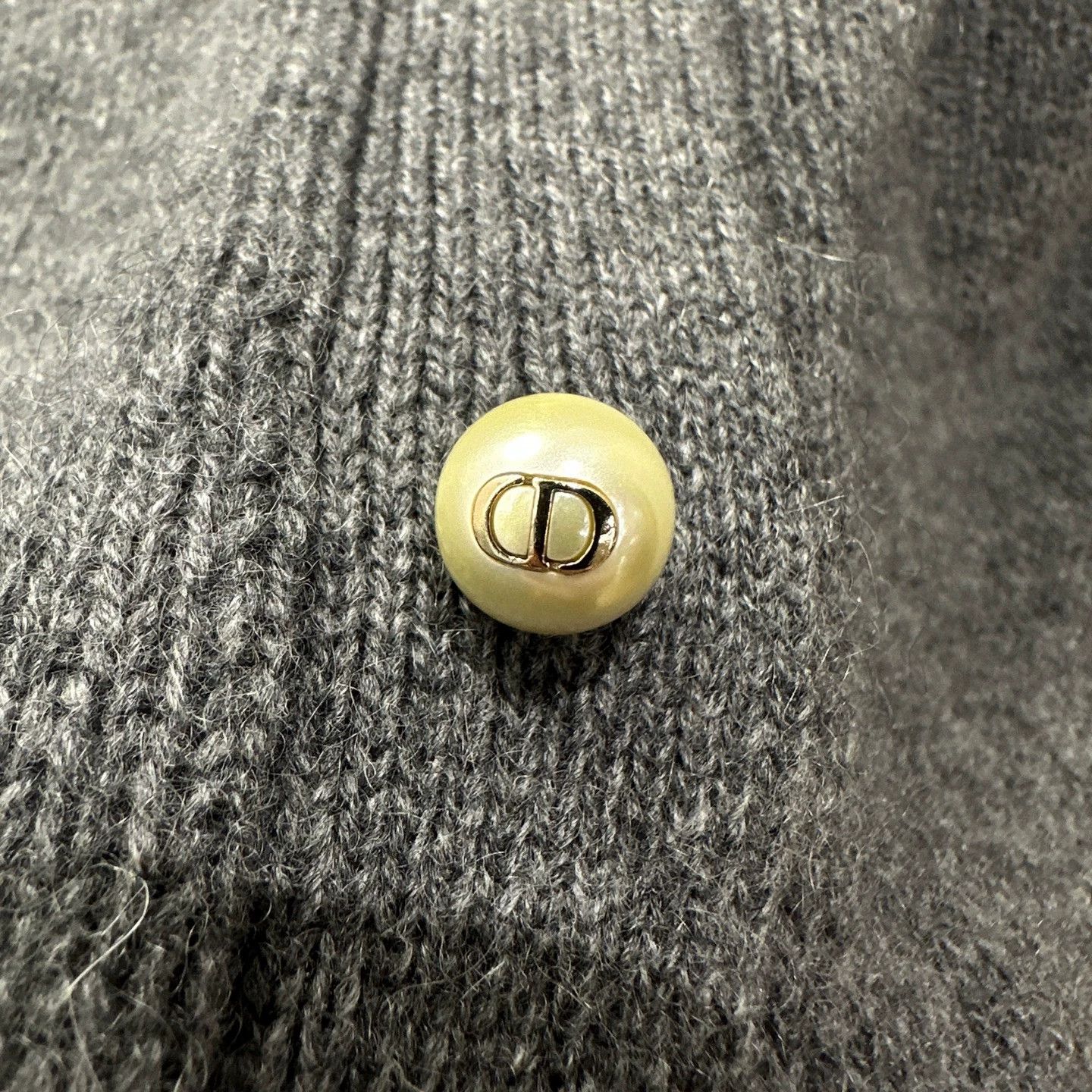 Christian Dior Monsieur CD may416 Pearl Button Cashmere Knit Suit 40 Size M / US 6-8 / IT 42-44 - 6 Thumbnail