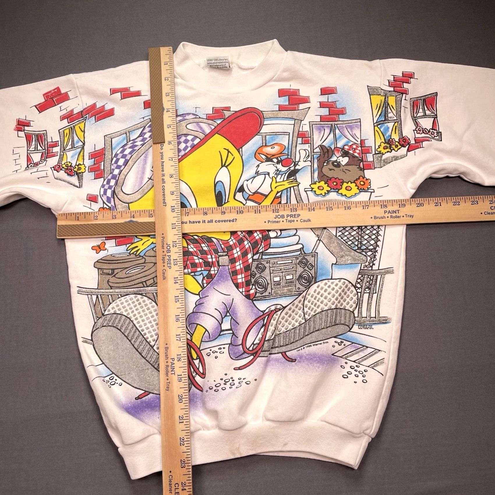 Vintage VINTAGE Looney Tunes Sweatshirt Men Regular Small S White Graphic Print 90s Bugs Bunny Crew Neck Pullover 1996 Size US S / EU 44-46 / 1 - 7 Thumbnail