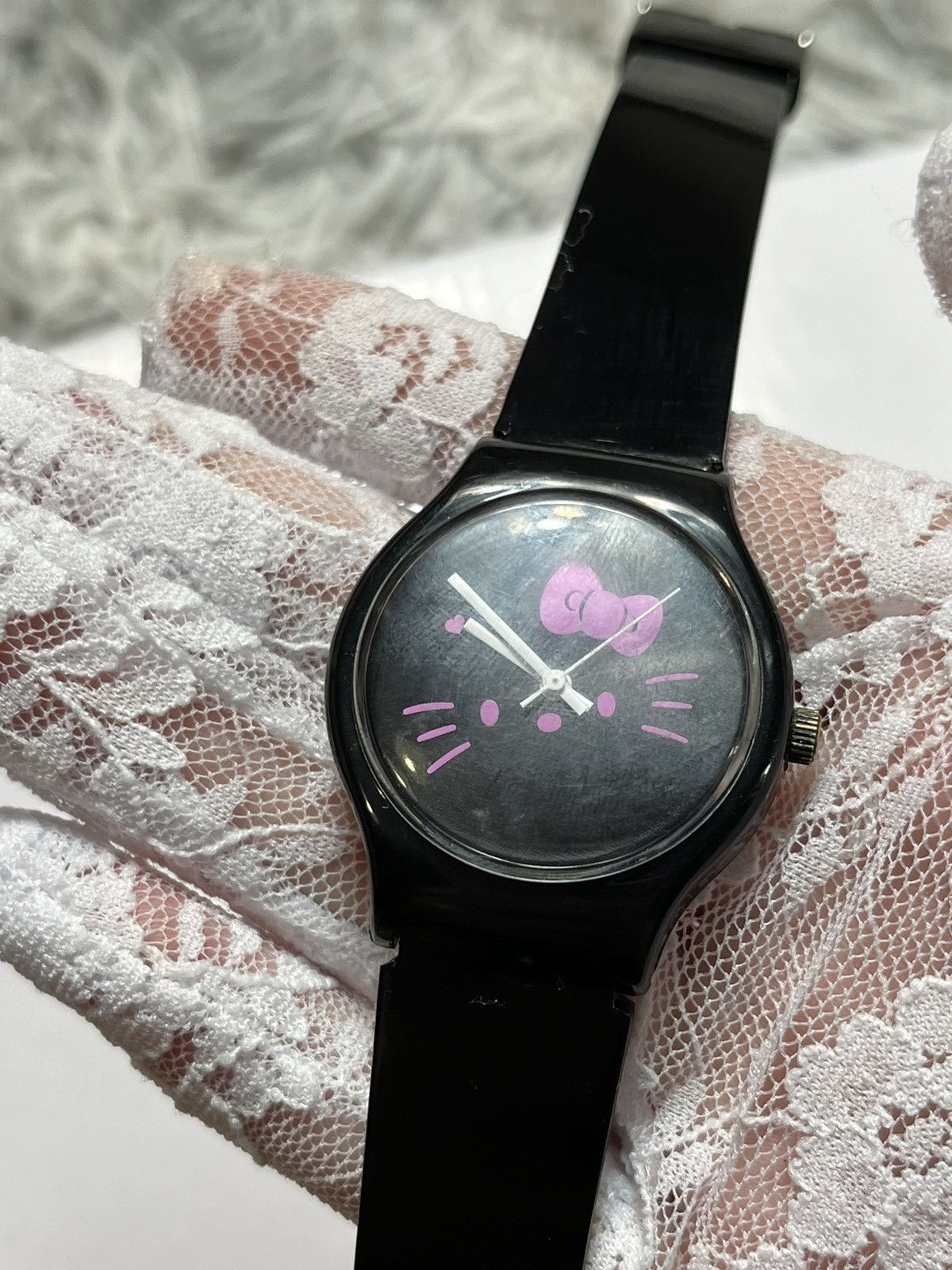 Japanese Brand Hello Kitty Black Quartz Watch – Cute & Minimalist Size ONE SIZE - 10 Thumbnail