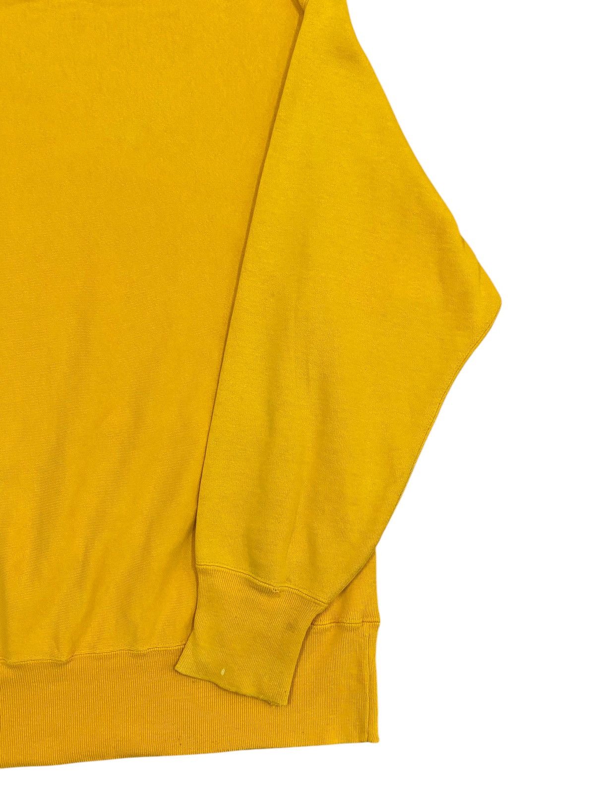 Champion Vtg Champion Sweatshirt ( Reverse weave ) Made In Usa Size US M / EU 48-50 / 2 - 9 Thumbnail