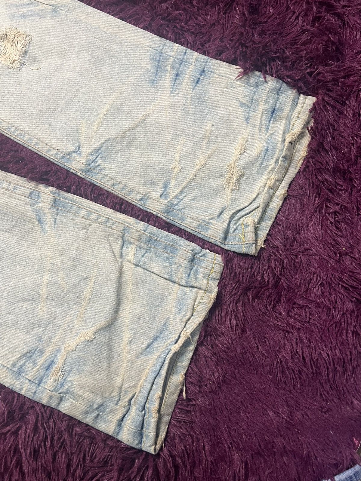 TROVE Archive TROVE Japanese Brand Distressed Light Wash Denim(45) Size US 34 / EU 50 - 7 Thumbnail