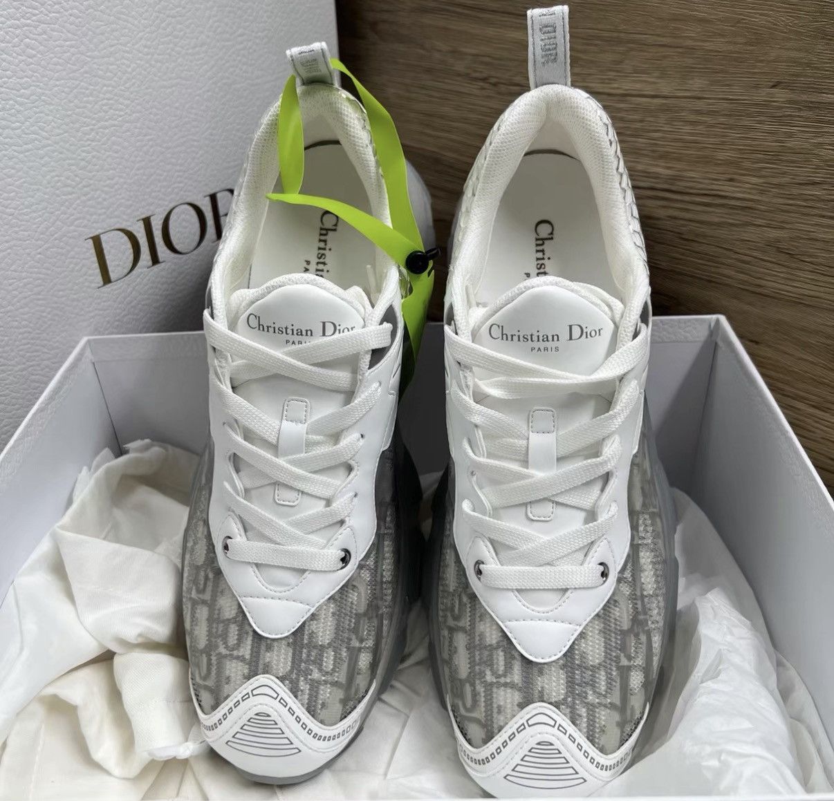 Dior Dior Vibe Grey And White All-over Print Sneakers J41 Size US 8 / EU 41 - 2 Thumbnail