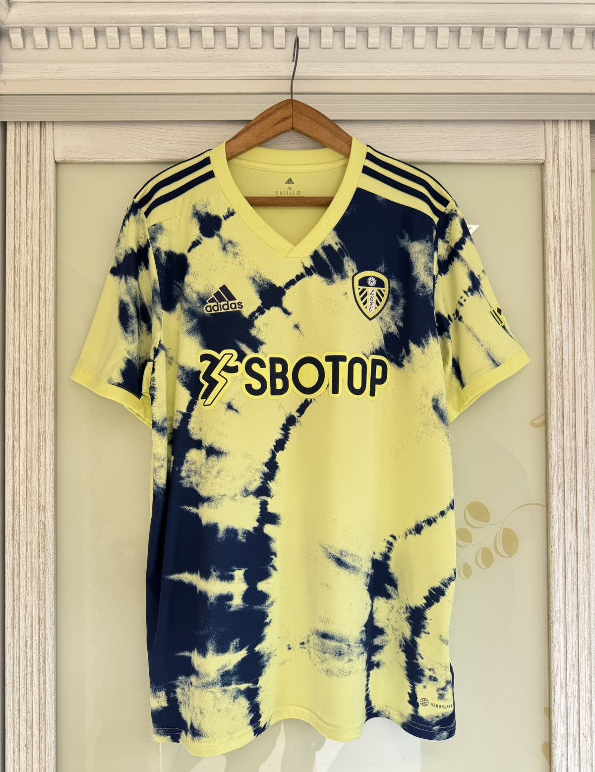 Adidas Leeds United 2022-2023 Away Soccer Jersey Football Kit Shirt Size US XL / EU 56 / 4 - 1 Thumbnail