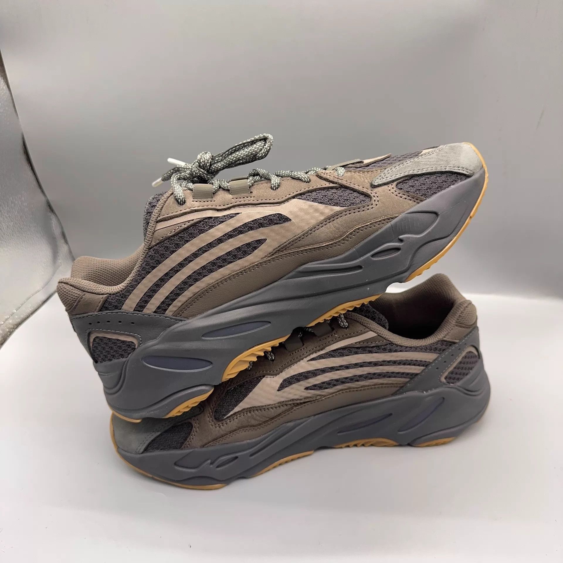 Adidas Adidas Yeezy 700 V2 Geode Treasure Gray EG6860 46 Size US 11.5 / EU 44-45 - 6 Thumbnail