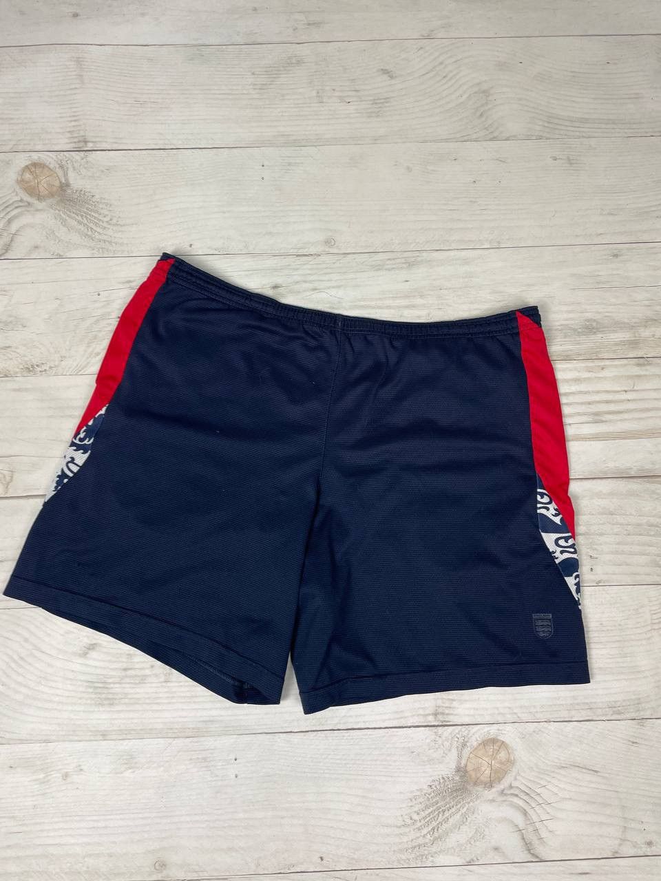 Umbro Vintage Umbro England 2007 2009 Training Soccer Shorts Size US 34 / EU 50 - 11 Thumbnail