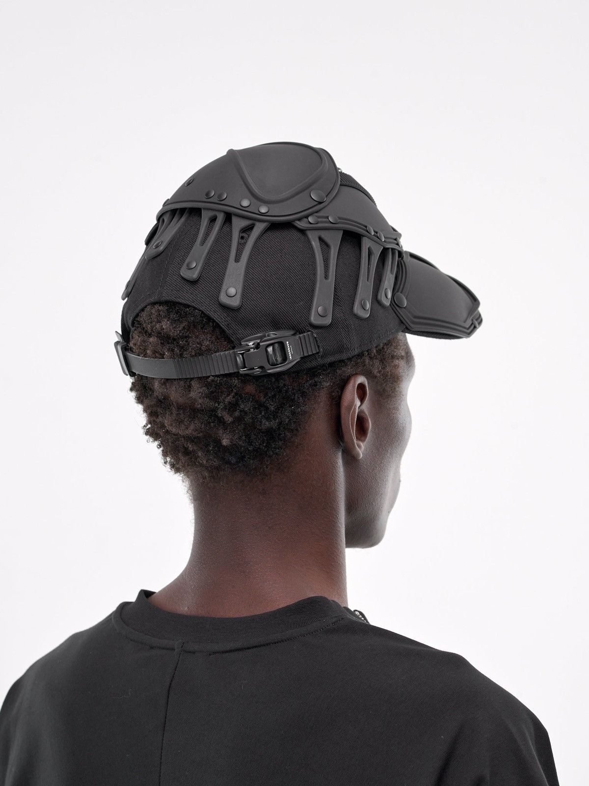 Innerraum Black Object I42 Helmet Cap Size ONE SIZE - 7 Thumbnail