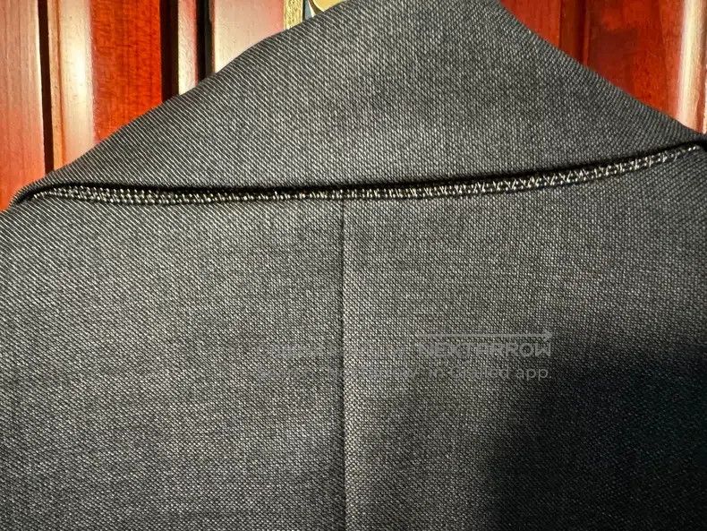 Brunello Cucinelli Brunello Cucinelli Short Blazer with Silk Lining Size XXS / US 00 / IT 34 - 3 Thumbnail