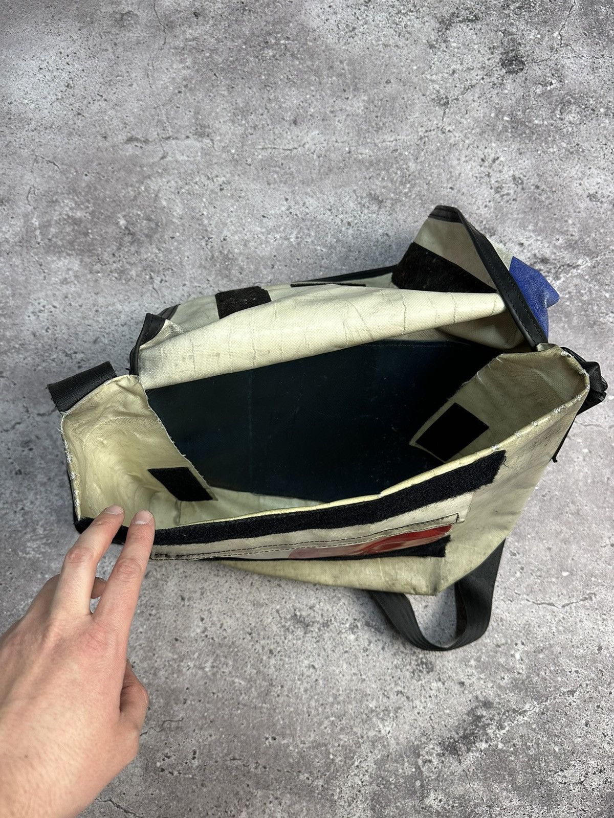 Freitag × Vintage VINTAGE FREITAG SHOULDER BAG WATERPROOF RECYCLED BACKPACK Size ONE SIZE - 5 Thumbnail
