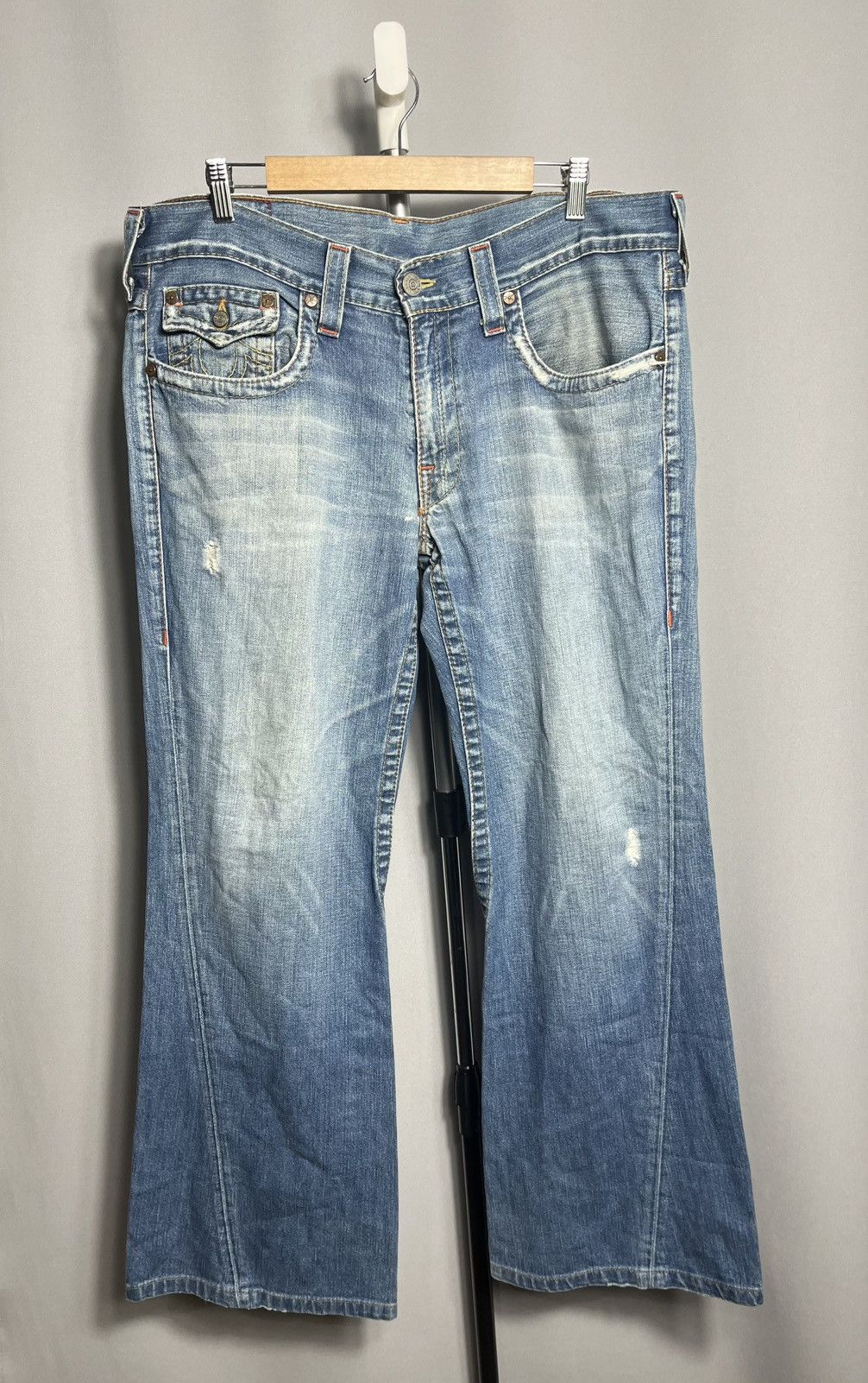 True Religion True Religion Joey Flare Distressed Jeans Denim Blue Size US 36 / EU 52 - 2 Thumbnail