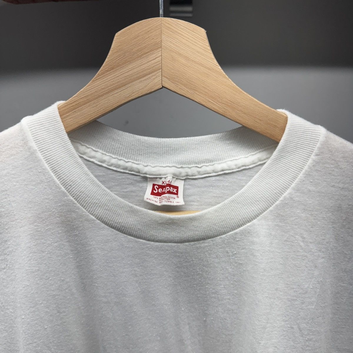 Vintage 80s Paper Thin Blank White Shirt ERD Grunge Faded Thrashed Size US XL / EU 56 / 4 - 3 Thumbnail