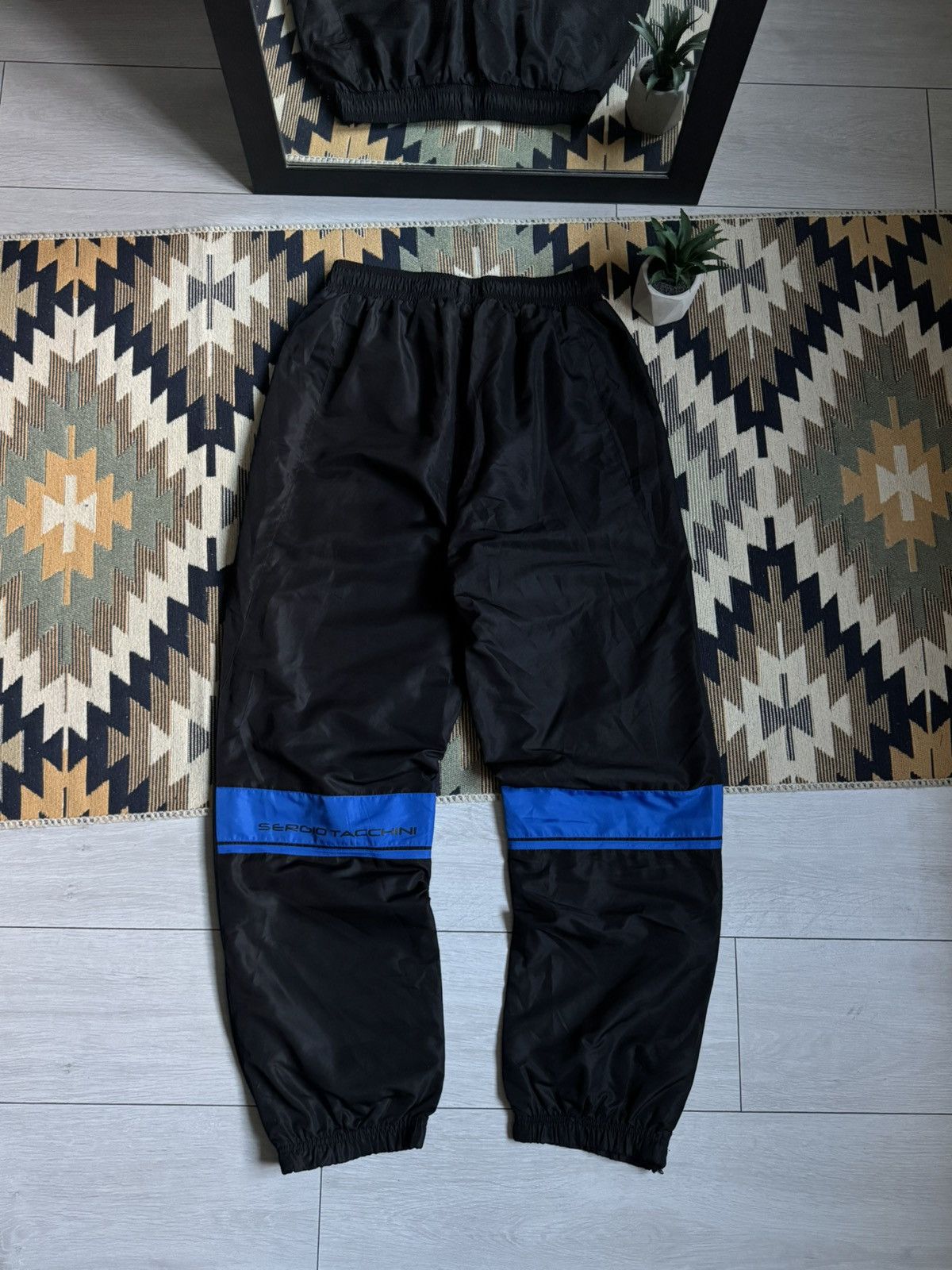 Sergio Tacchini Vintage Sergio Tacchini Nylon Pants Size US 36 / EU 52 - 9 Thumbnail