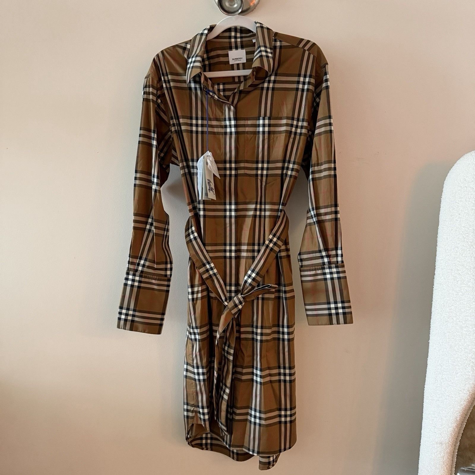 Burberry NWT Burberry Giovanna Beige Check Plaid Shirtdress Shirt Dr Size S / US 4 / IT 40 - 4 Thumbnail
