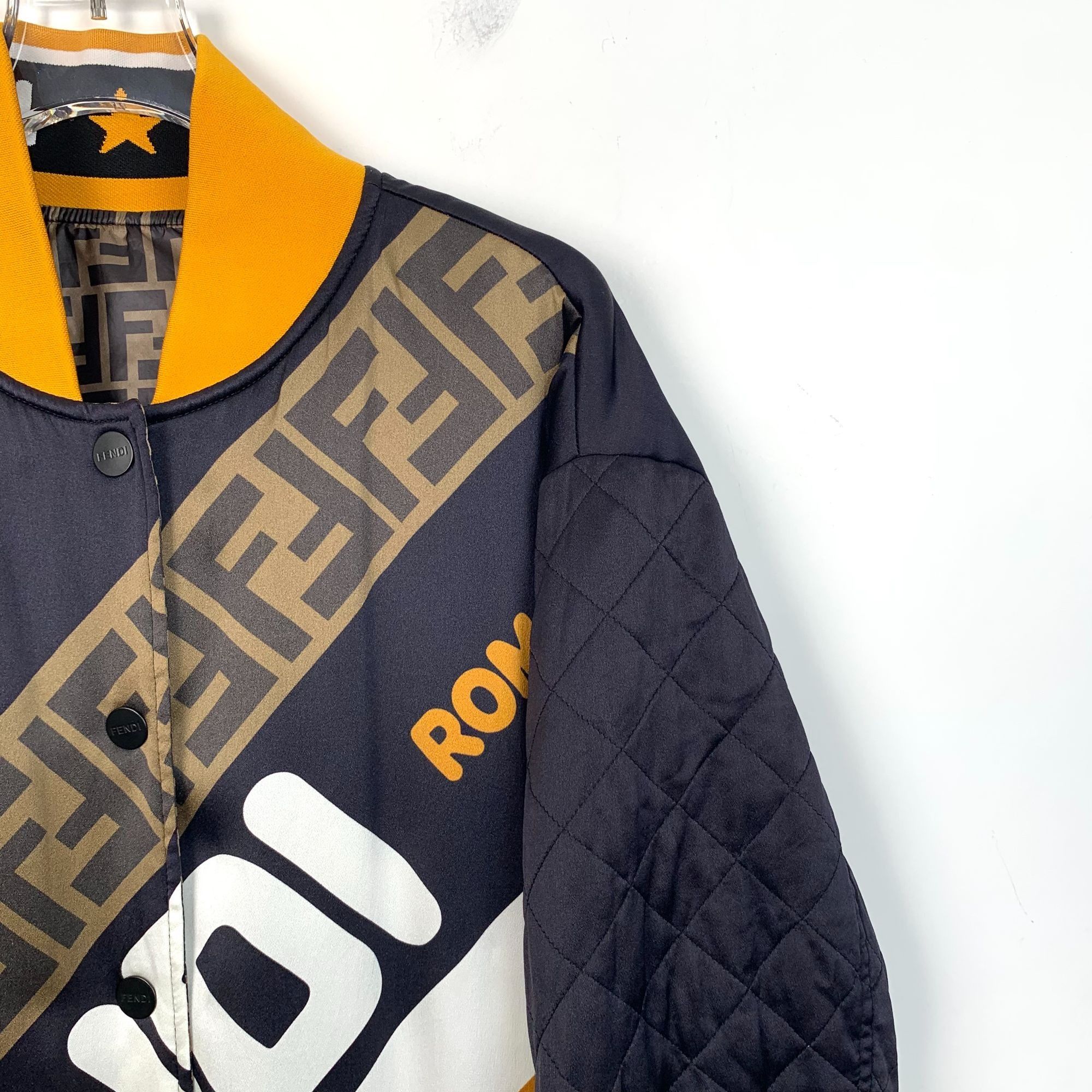 Fendi Fendi Reversible Quilted Jacket With Logo Print Mens Size L Size S / US 4 / IT 40 - 5 Thumbnail
