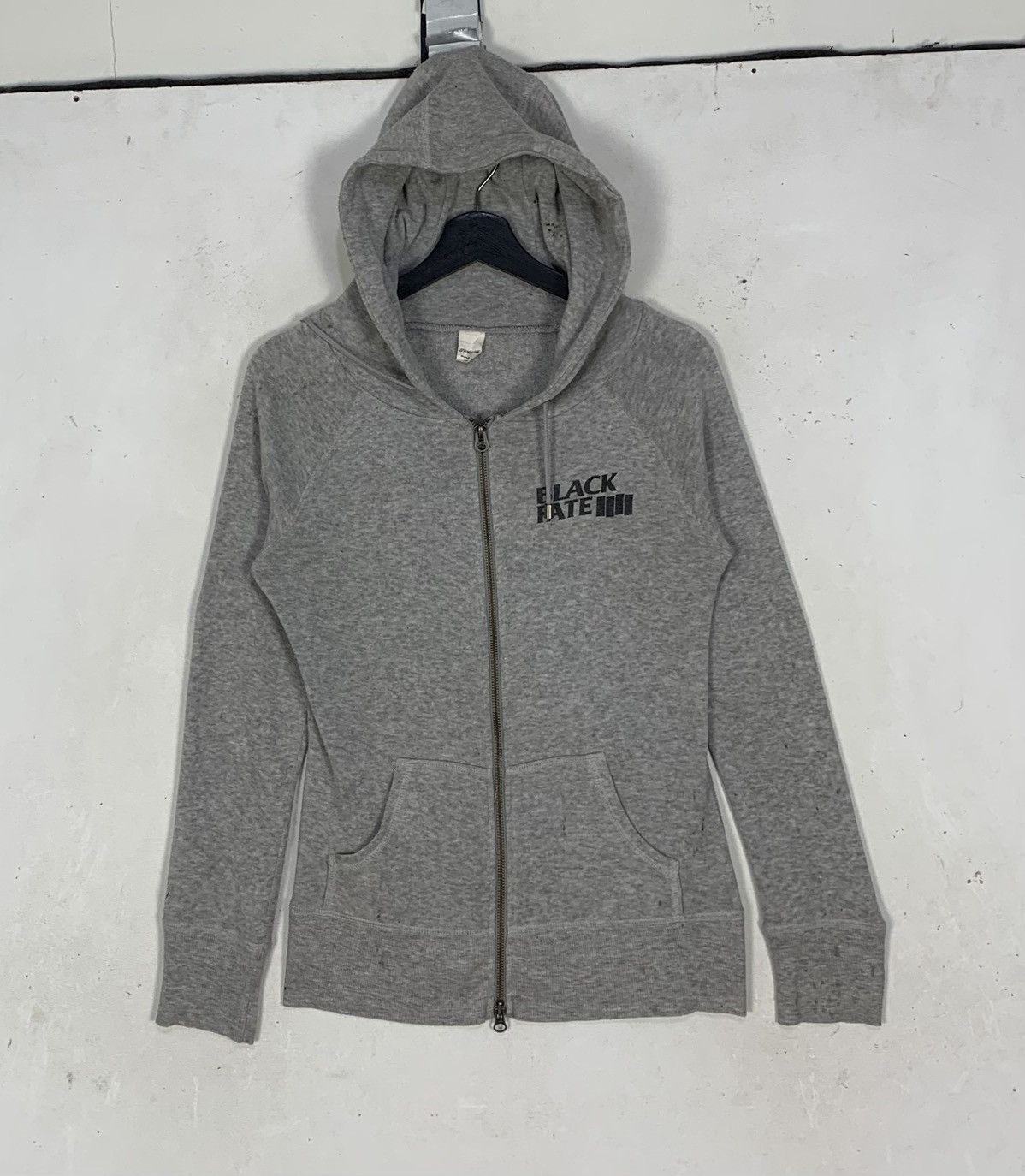 MOUSSY Vintage MOUSSY distressed StreetWear JapaneseBrand Pullover Size S / US 4 / IT 40 - 1 Thumbnail