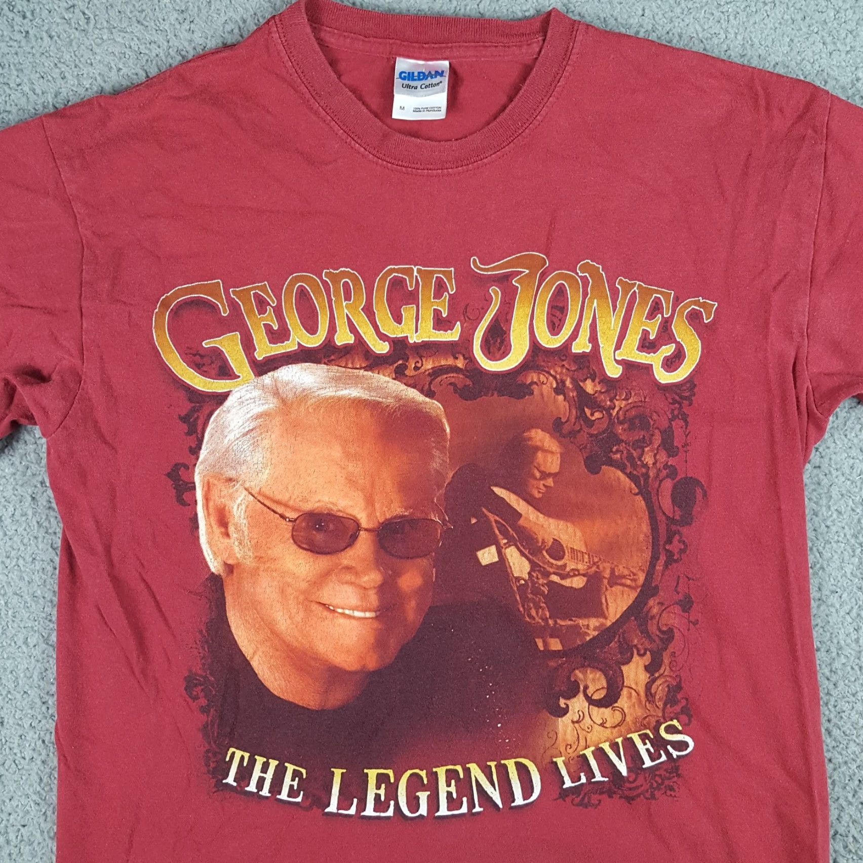 Gildan VINTAGE George Jones Honky-Tonk Country T Shirt Mens Size M Red Cotton Embroidered Logo Tour 90s 00s Western Music Legend Size US M / EU 48-50 / 2 - 2 Thumbnail