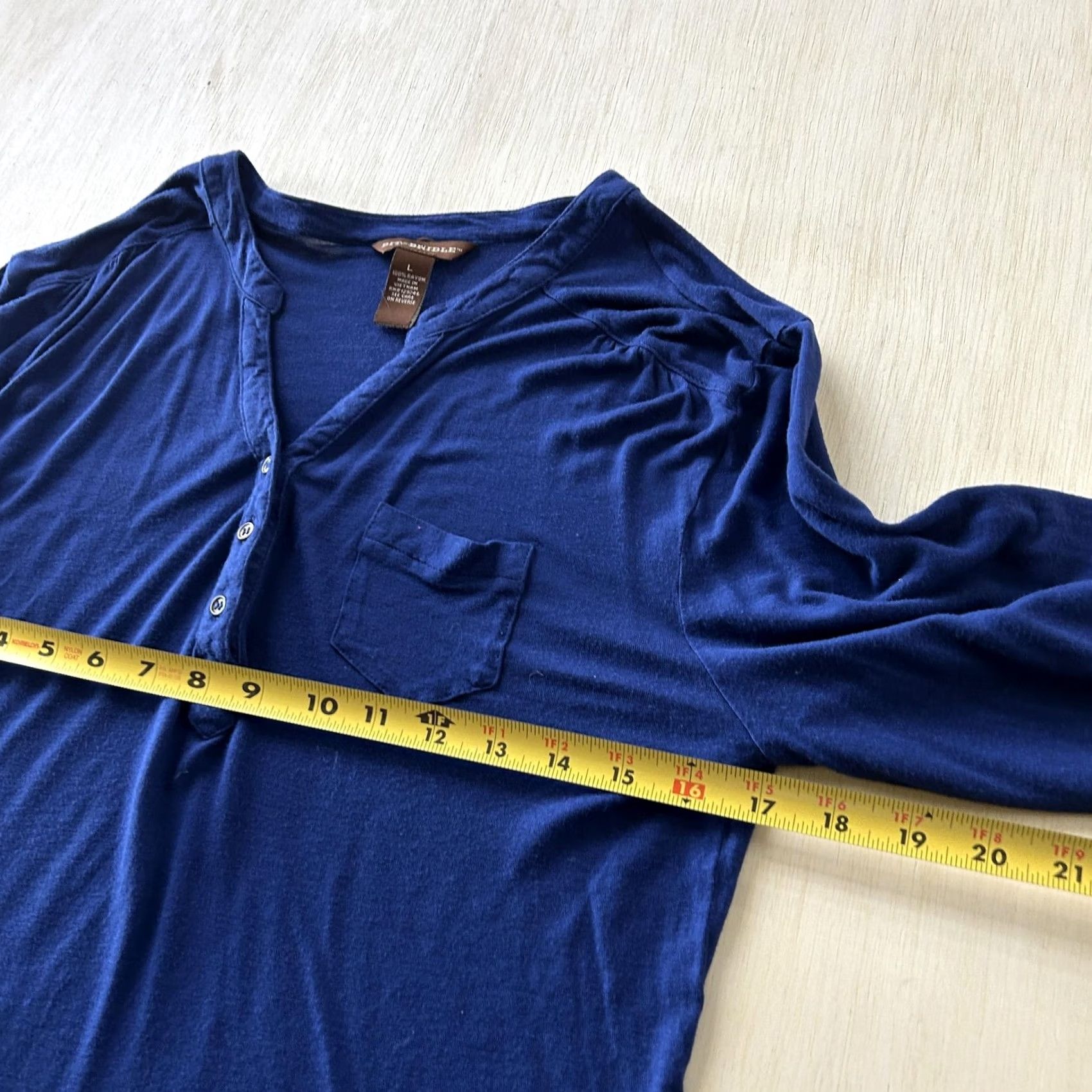 Vintage Bit & Bridle Shirt Womens Large Blue Henley Long Sleeve Roll Tab Casual Top Size L / US 10 / IT 46 - 5 Thumbnail