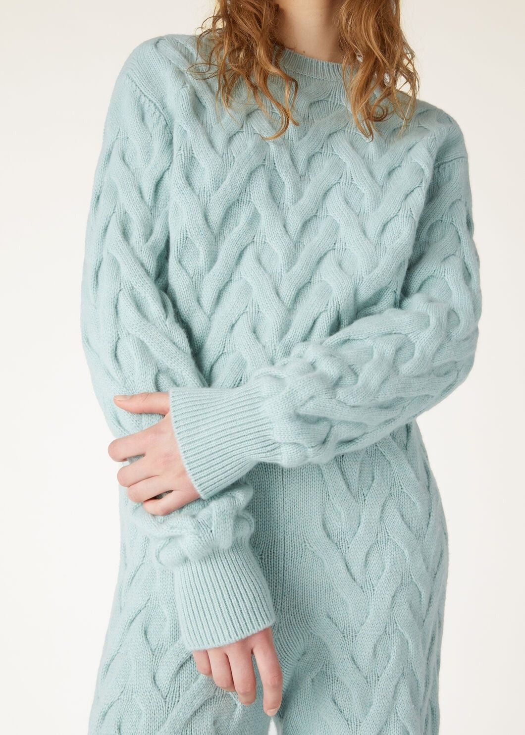 Loro Piana o1w1db10825 FAO6246 Cocooning Crewneck Sweater in Light Blue Size XS / US 0-2 / IT 36-38 - 3 Thumbnail