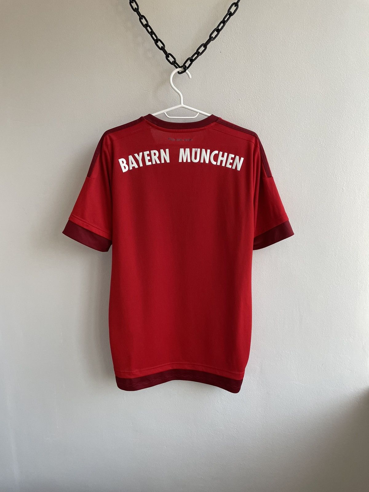 Adidas Bayren Munich 2015 2016 Home Shirt Football Soccer Jersey Size US M / EU 48-50 / 2 - 15 Thumbnail