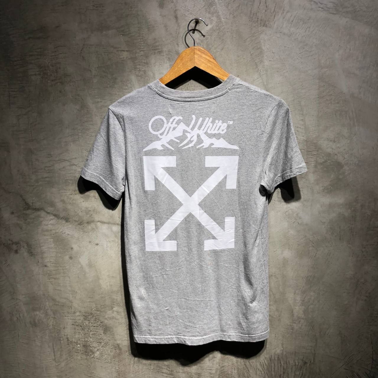 image of Off-White X Mytheresa.com Arrows Tee in Grey, Women's (Size XS)