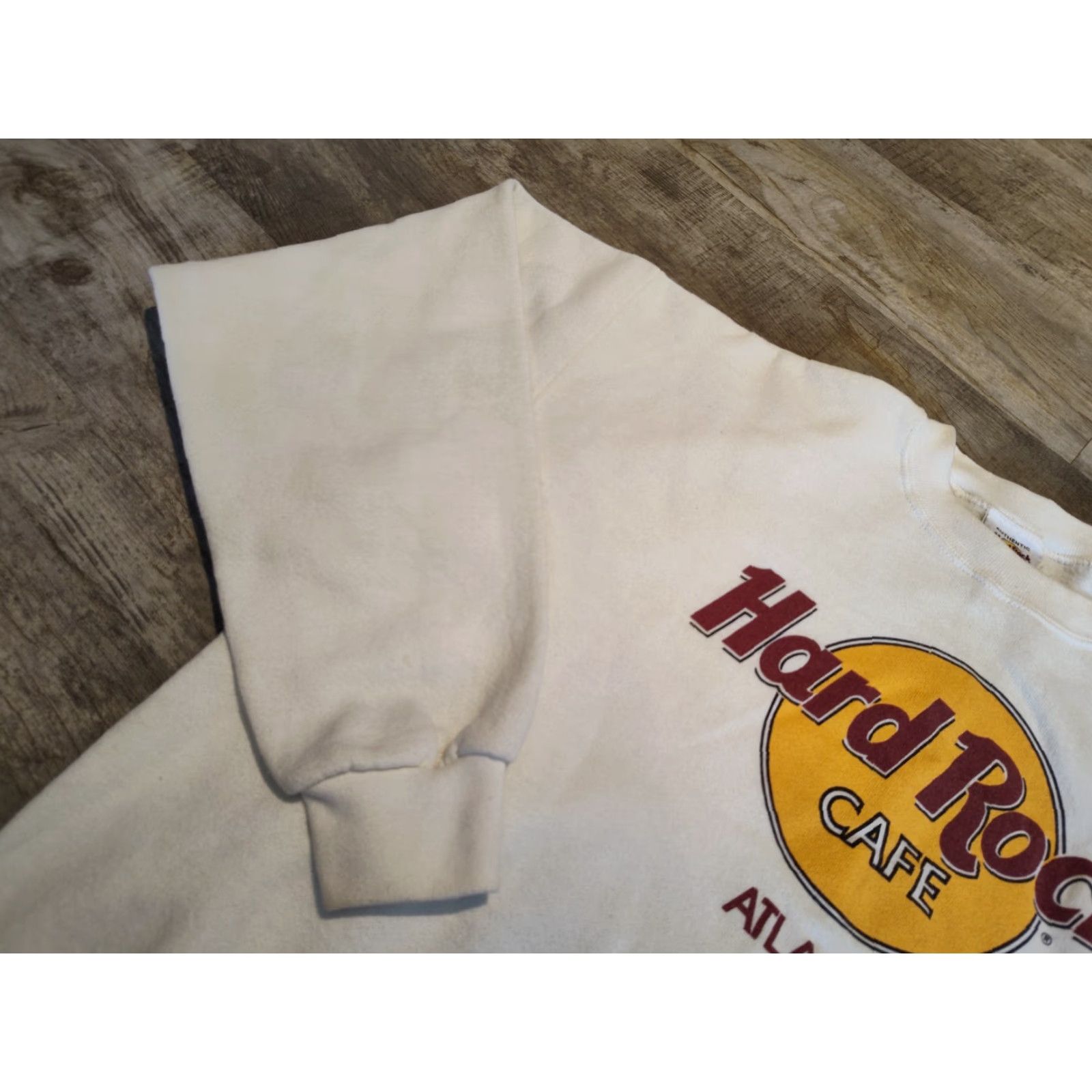 Hard Rock Cafe Vintage Hard Rock Cafe Atlanta Crewneck Sweatshirt White Large Made In USA Size US L / EU 52-54 / 3 - 5 Thumbnail
