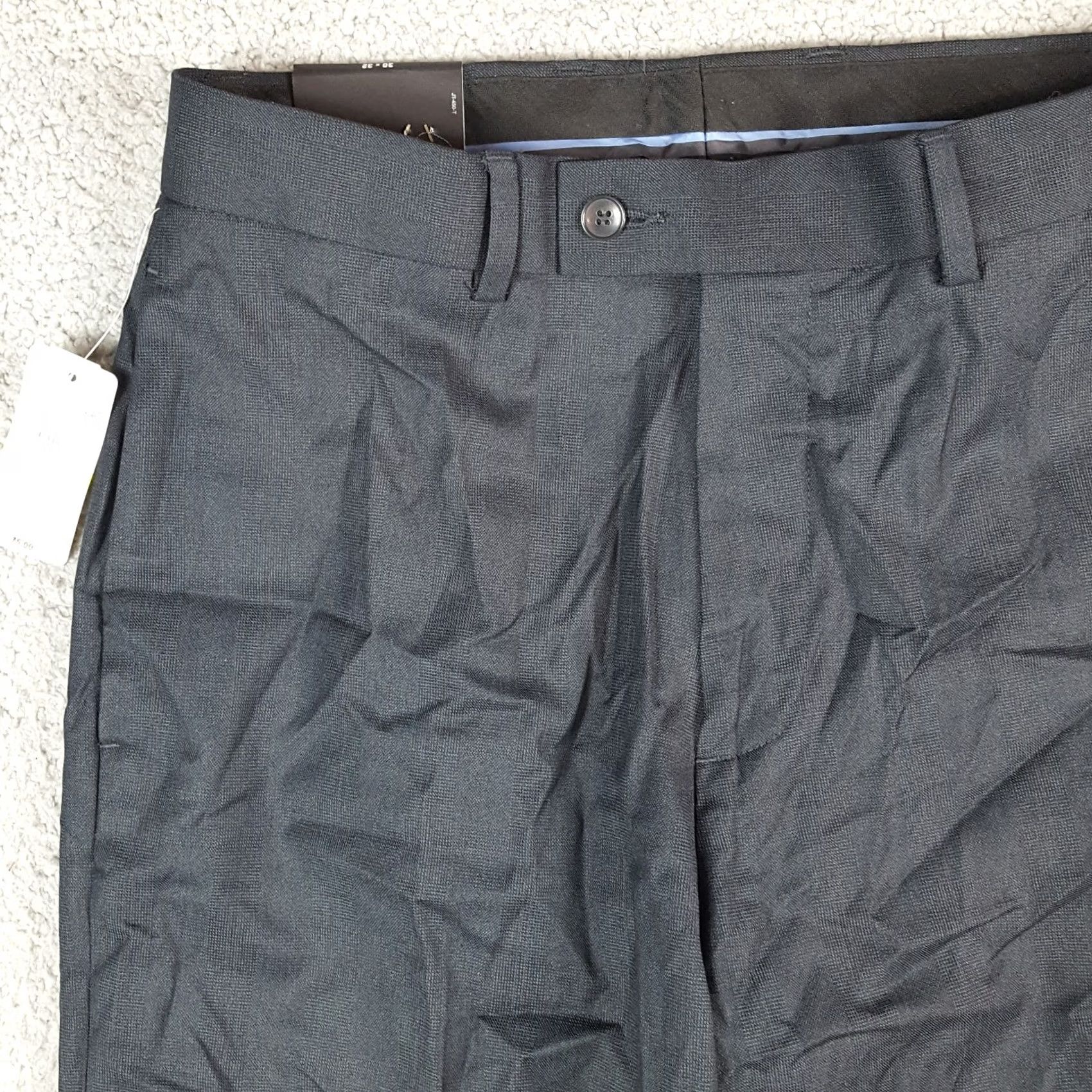 Van Heusen VINTAGE Van Heusen Dress Pants Mens Straight Roofline Gray Herringbone 30x32 Breathable Relaxed 90s Preppy 5Parks Size US 30 / EU 46 - 3 Thumbnail
