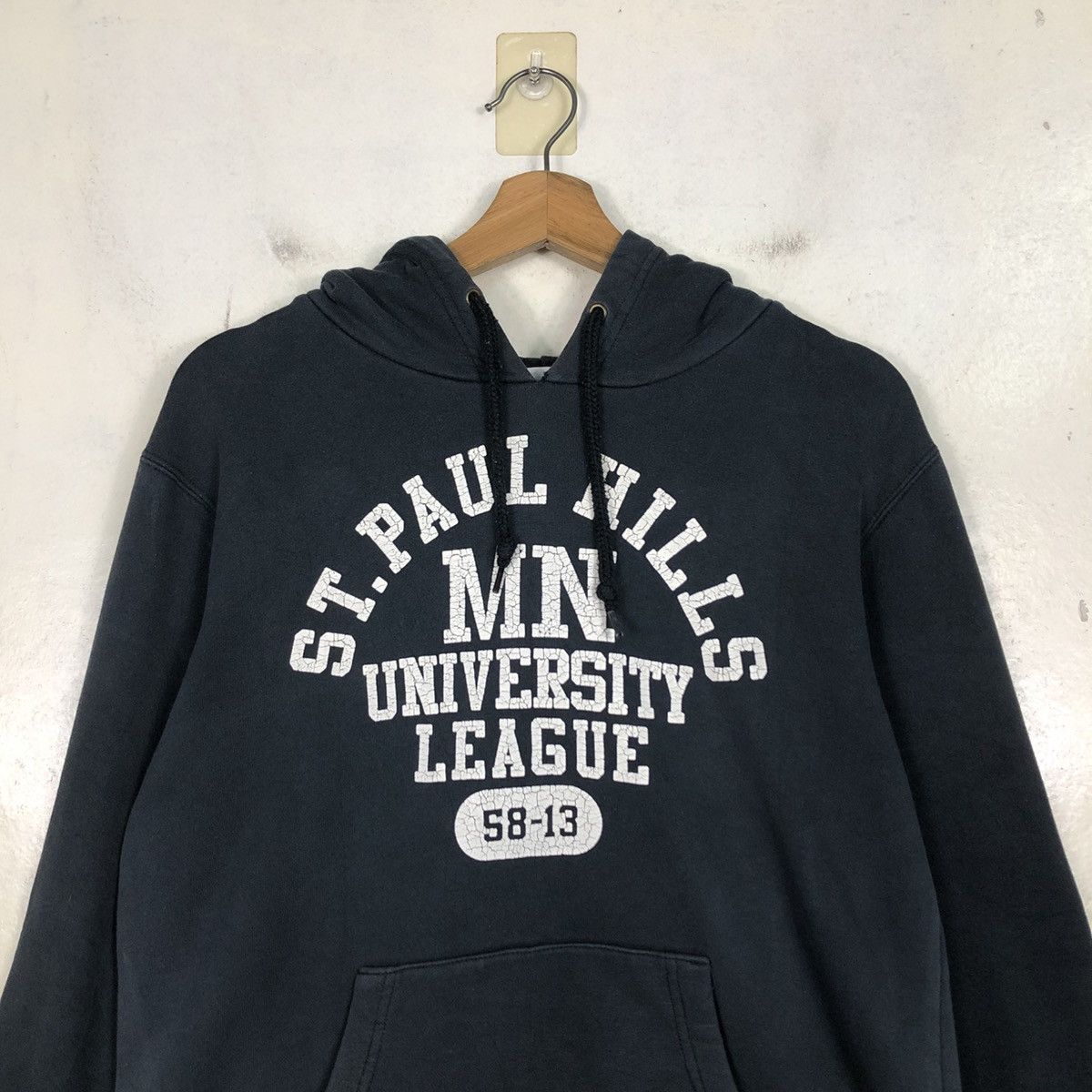 Vintage 📌Vintage Sweatshirt Hoodie Discus Athletic St Paul Hills Size US L / EU 52-54 / 3 - 14 Thumbnail