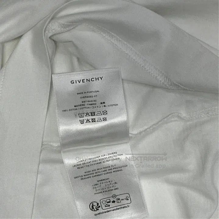 Givenchy Givenchy FW22 Letter Print Crew Neck T-Shirt. Size US XS / EU 42 / 0 - 4 Thumbnail