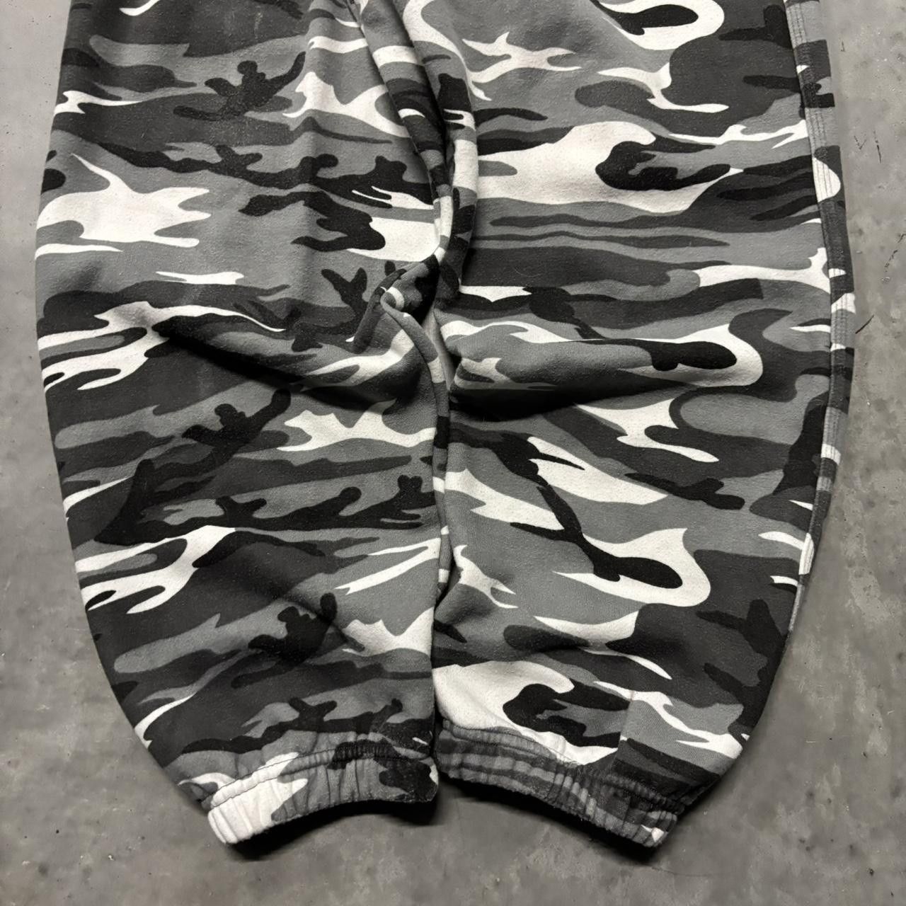 Japanese Brand × Vintage Crazy Vintage Y2K/2000s Baggy Black White Camo Streetwear Skater Sweatpants! Size US 30 / EU 46 - 5 Thumbnail