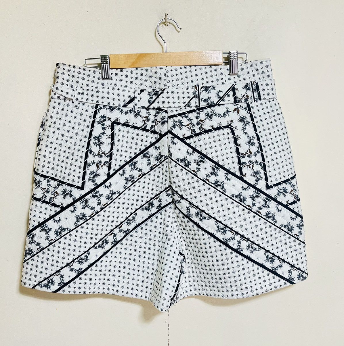 Ganni Ganni Quilted shorts Size 42" / US 20 - 4 Thumbnail