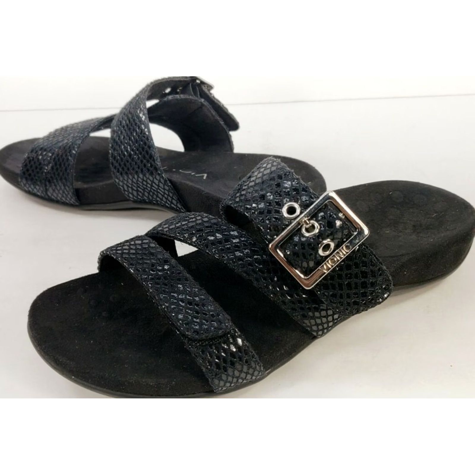 Vionic Vionic Skylar Womens Strappy Slide Sandals Black Buckle Shaped Insole Sz 6M Size US 6 / IT 36 - 4 Thumbnail
