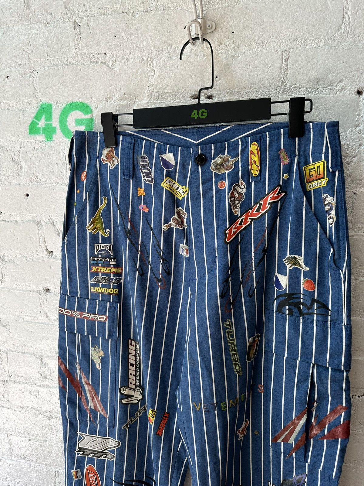 Vetements VETEMENTS 2019 PRINTED PANTS SZ L Size US 32 / EU 48 - 2 Thumbnail