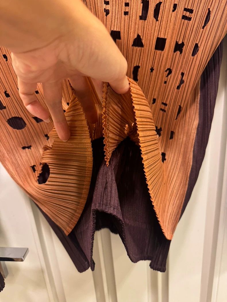 Issey Miyake Issey Miyake size:3 Brown pleated long-sleeved top Size XS / US 0-2 / IT 36-38 - 3 Thumbnail