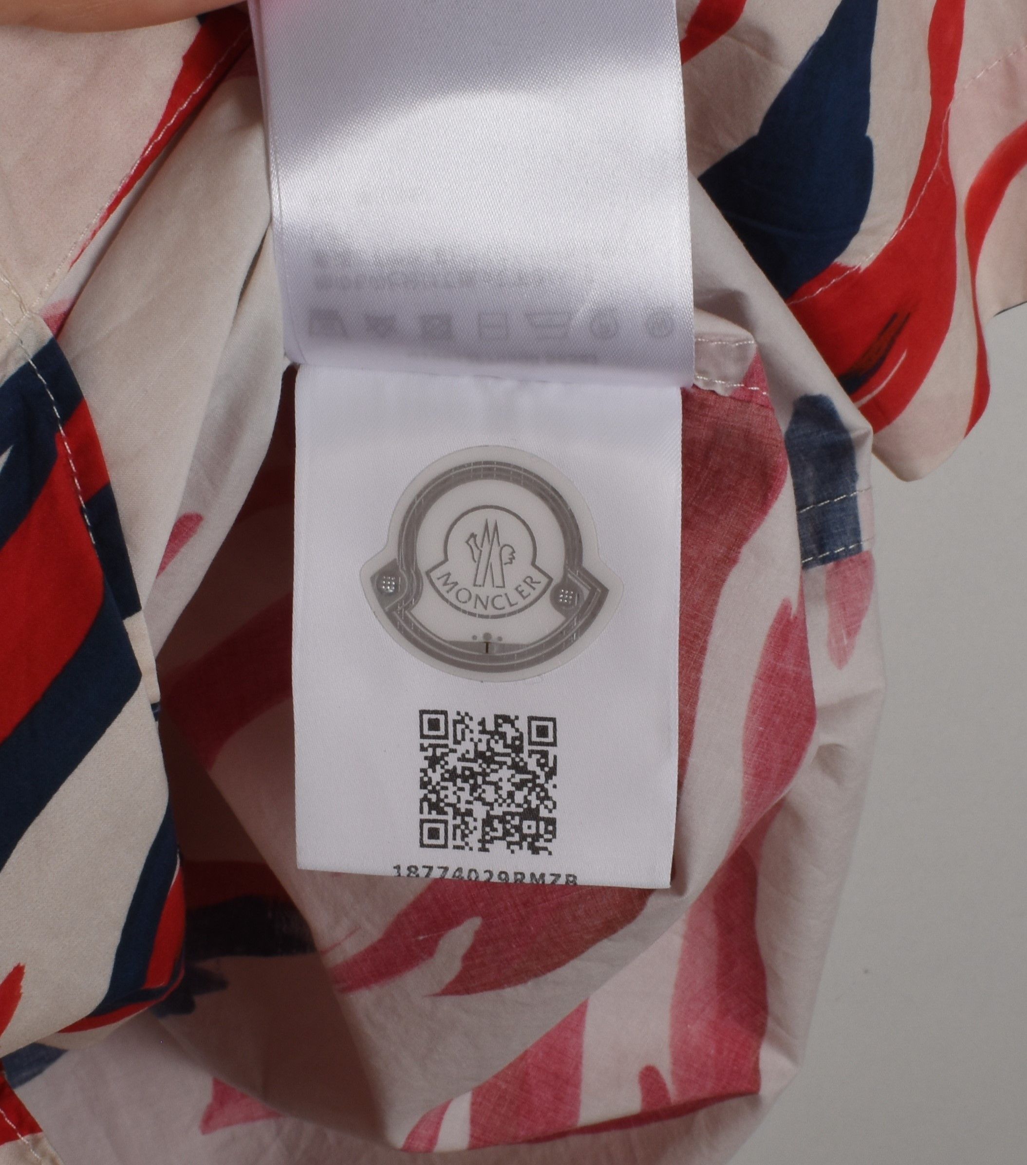 Moncler Moncler Men Shirt Shorts Sleeve Summer Size M, S1485 Size US M / EU 48-50 / 2 - 9 Thumbnail